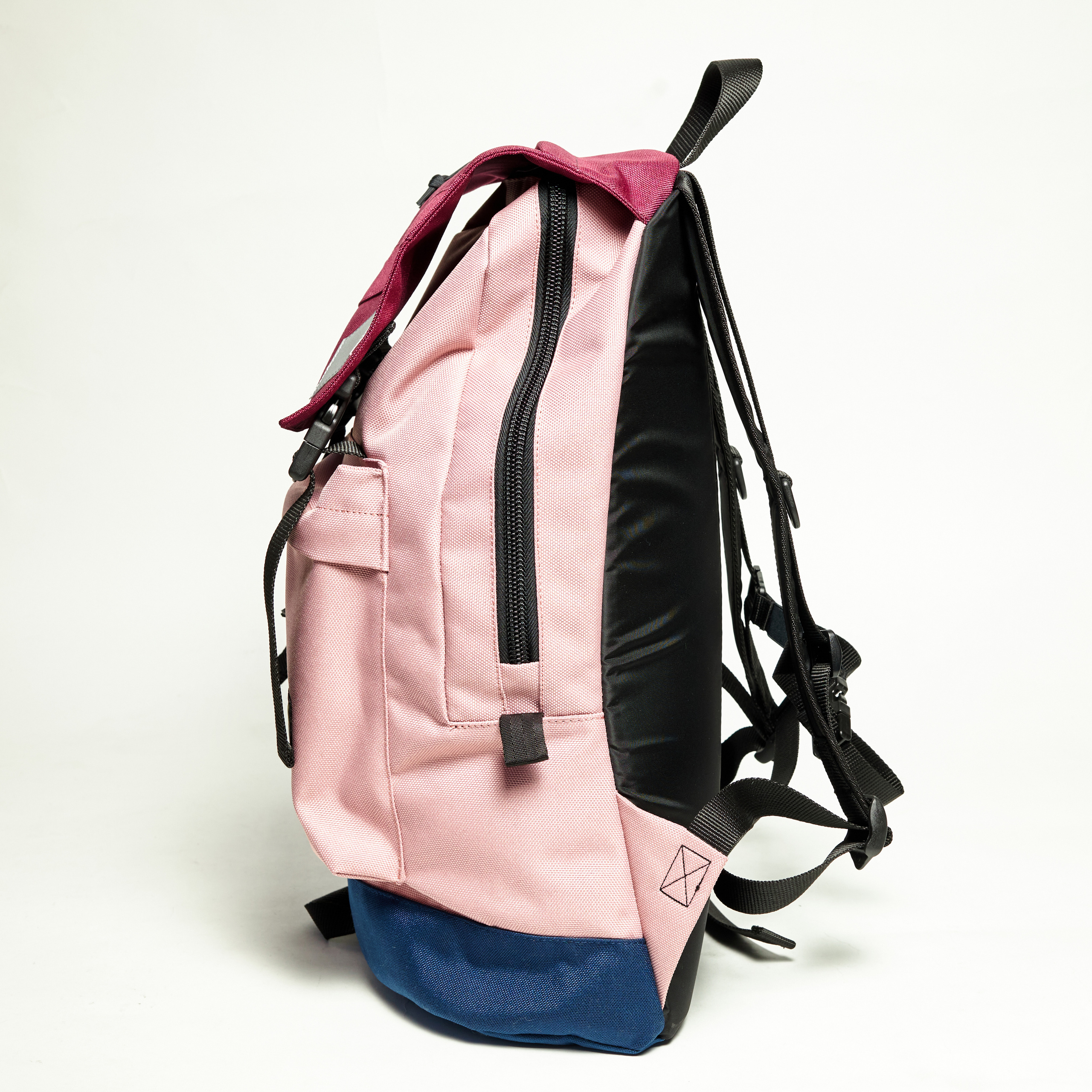 Рюкзаки. Студийный и лайфстайл фотограф в Санкт-Петербурге Карлюк Анатолий