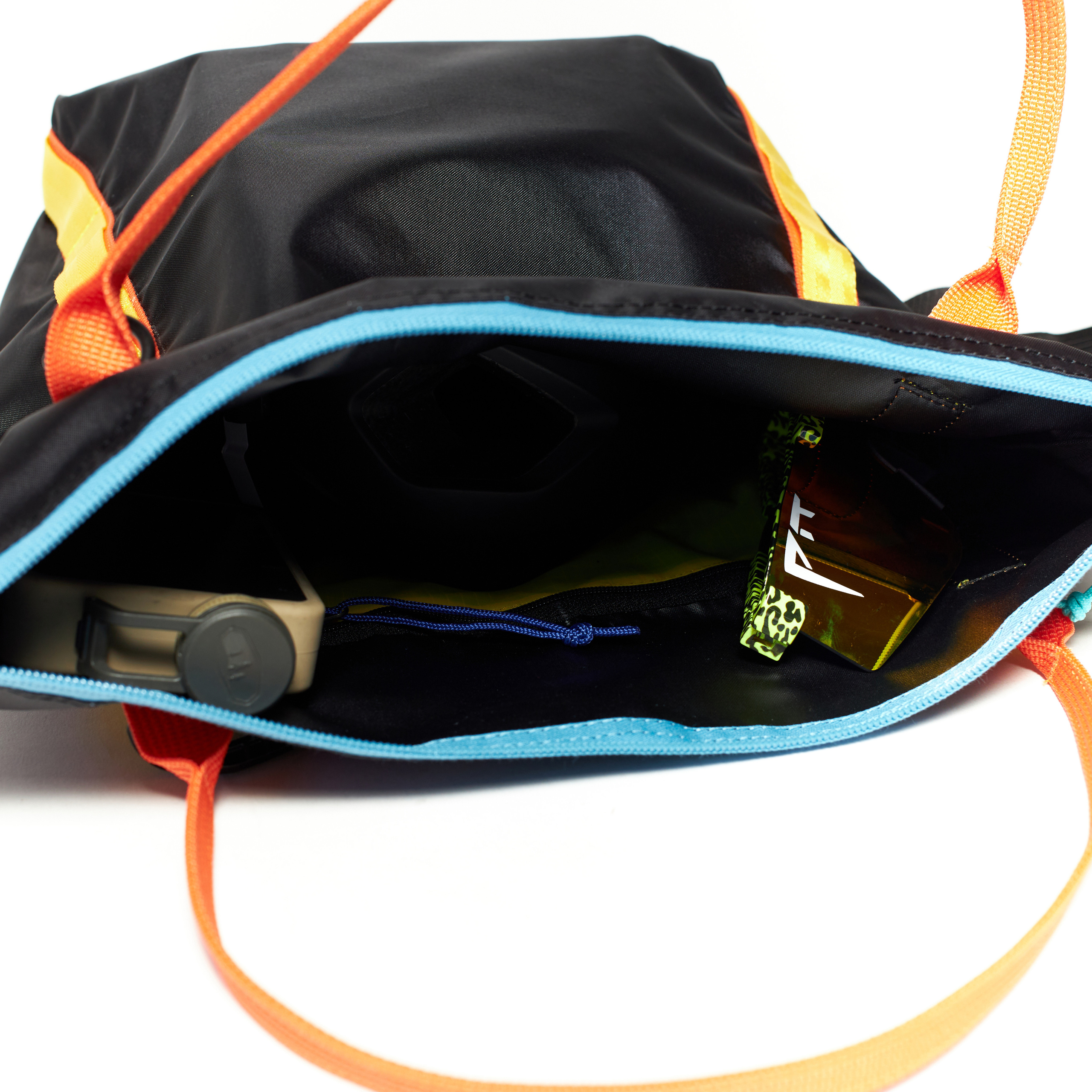 Сумки. Студийный и лайфстайл фотограф в Санкт-Петербурге Карлюк Анатолий