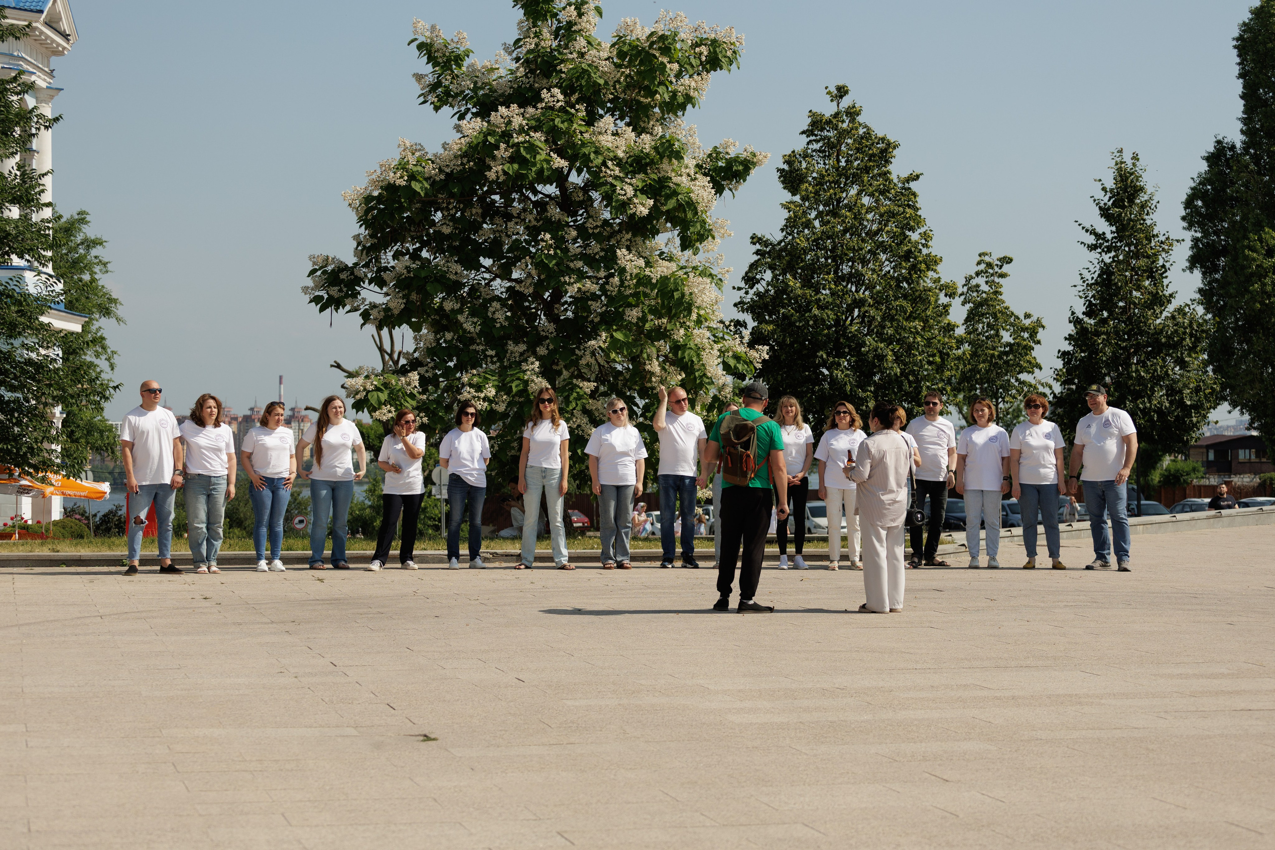 Репортажные фото съёмки клипа от родителей выпускникам. Свадебный фотограф в Воронеже Александр Работкин
