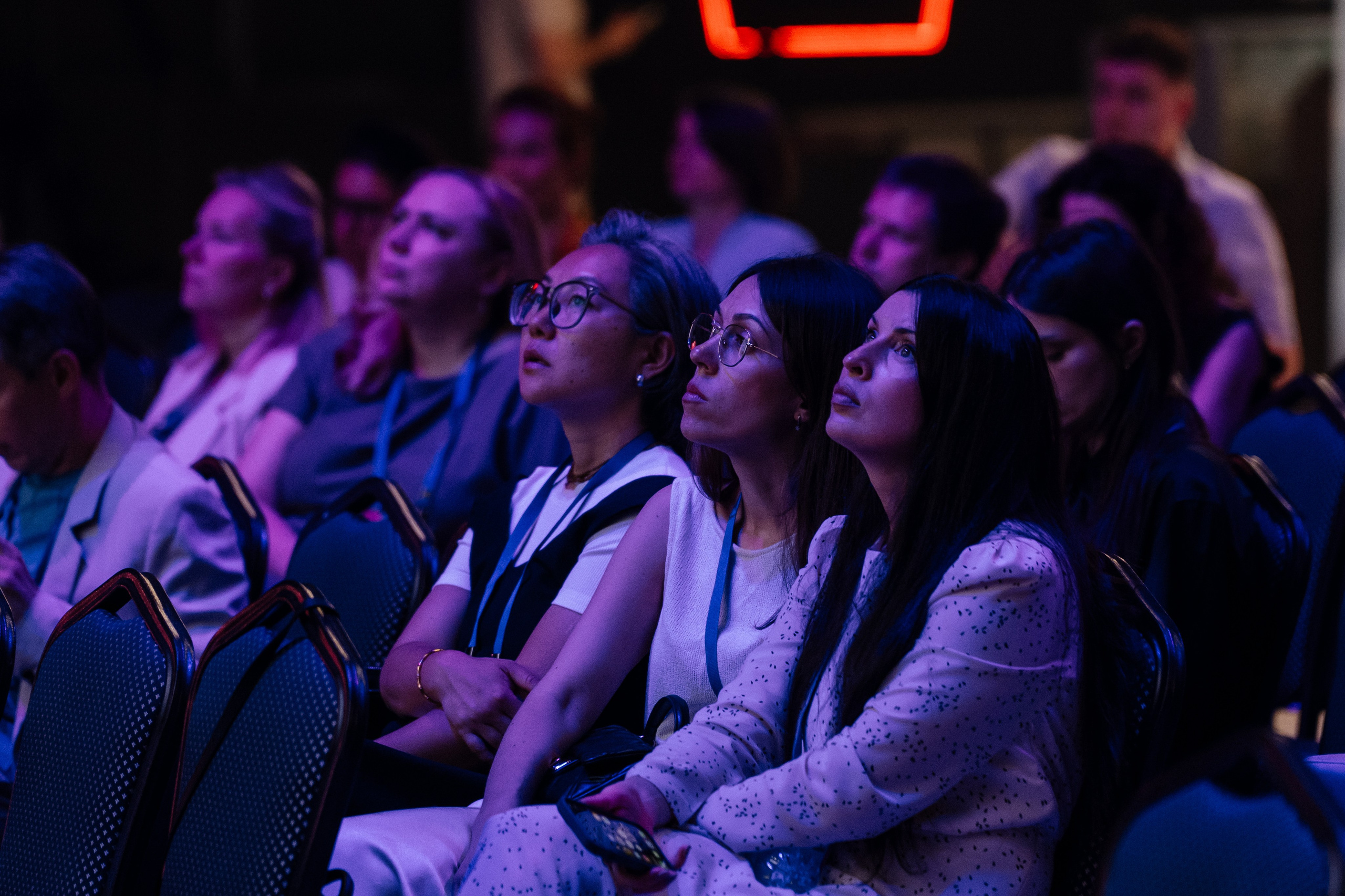 OfficeNext MTS live hall. Андрей Сухинин репортажный свадебный фотограф Санкт-Петербург