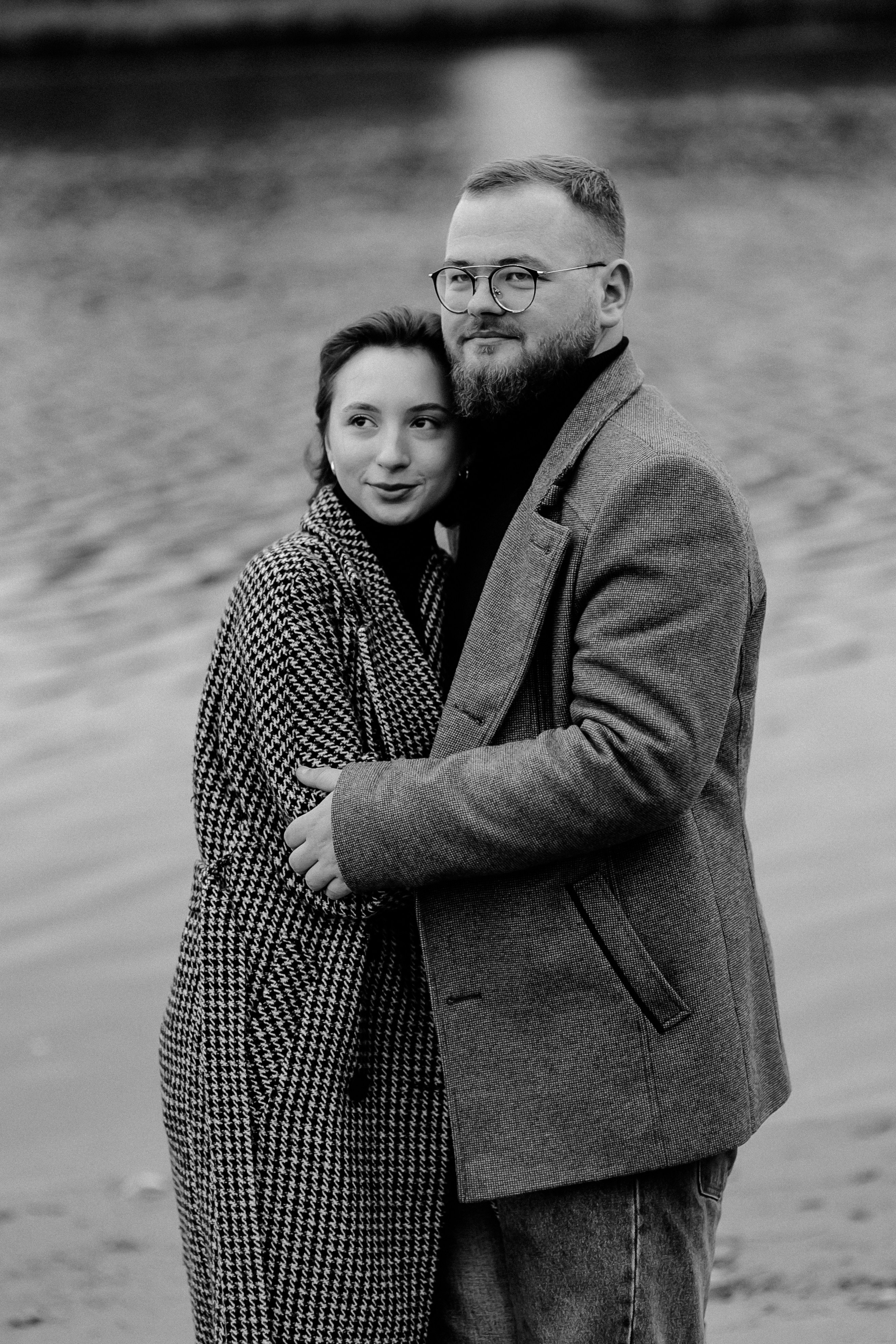 Фотосессия влюбленных осенью в городе. Свадебный и репортажный фотограф в Ярославле и Санкт-Петербурге Роман Микрюков