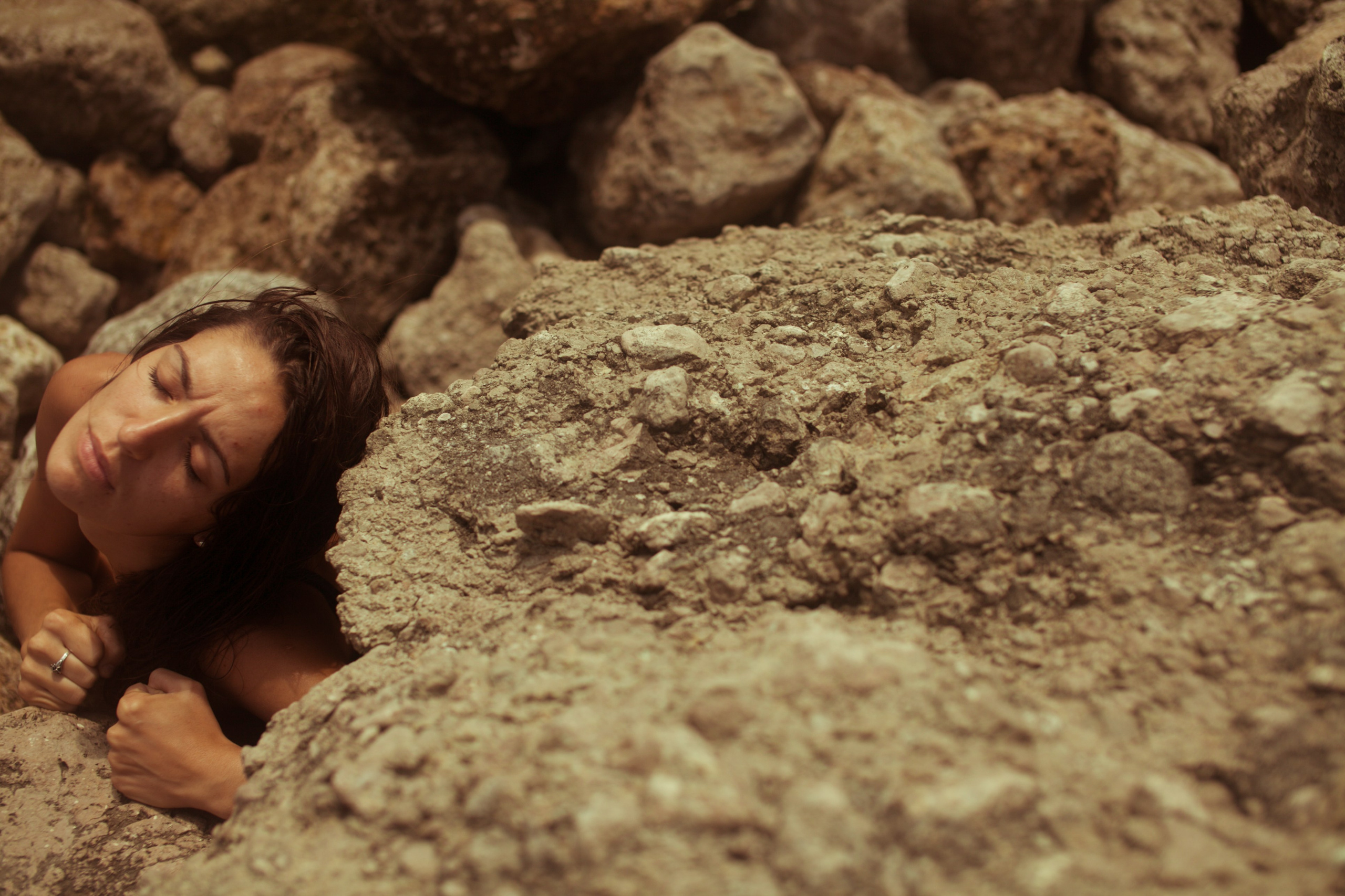 Девушка у моря. Свадебный и репортажный фотограф в Ярославле и Санкт-Петербурге Роман Микрюков