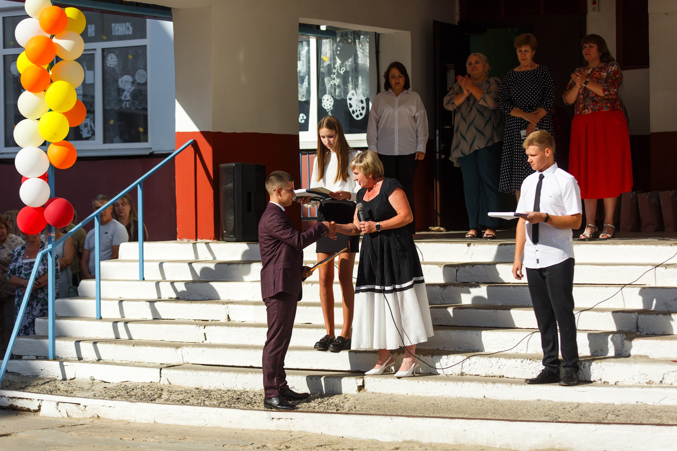 01 СЕНТЯБРЯ 2024 (МБОУ г. Мценска «Средняя школа № 9»). Профессиональный фотограф в Мценске и Орловской области