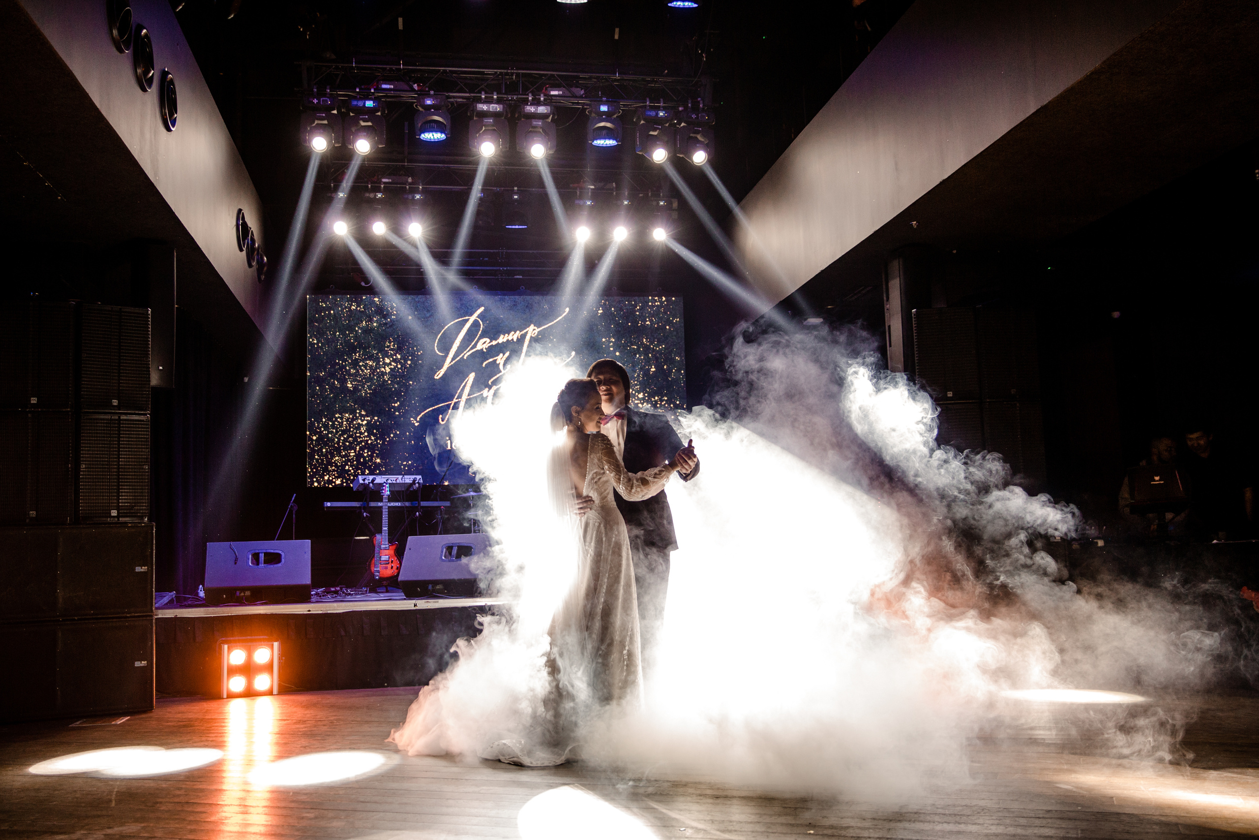 Дамир и Айнура. Тбилиси. Republic Restaurant. Свадебный фотограф в Алматы Николай Киреев