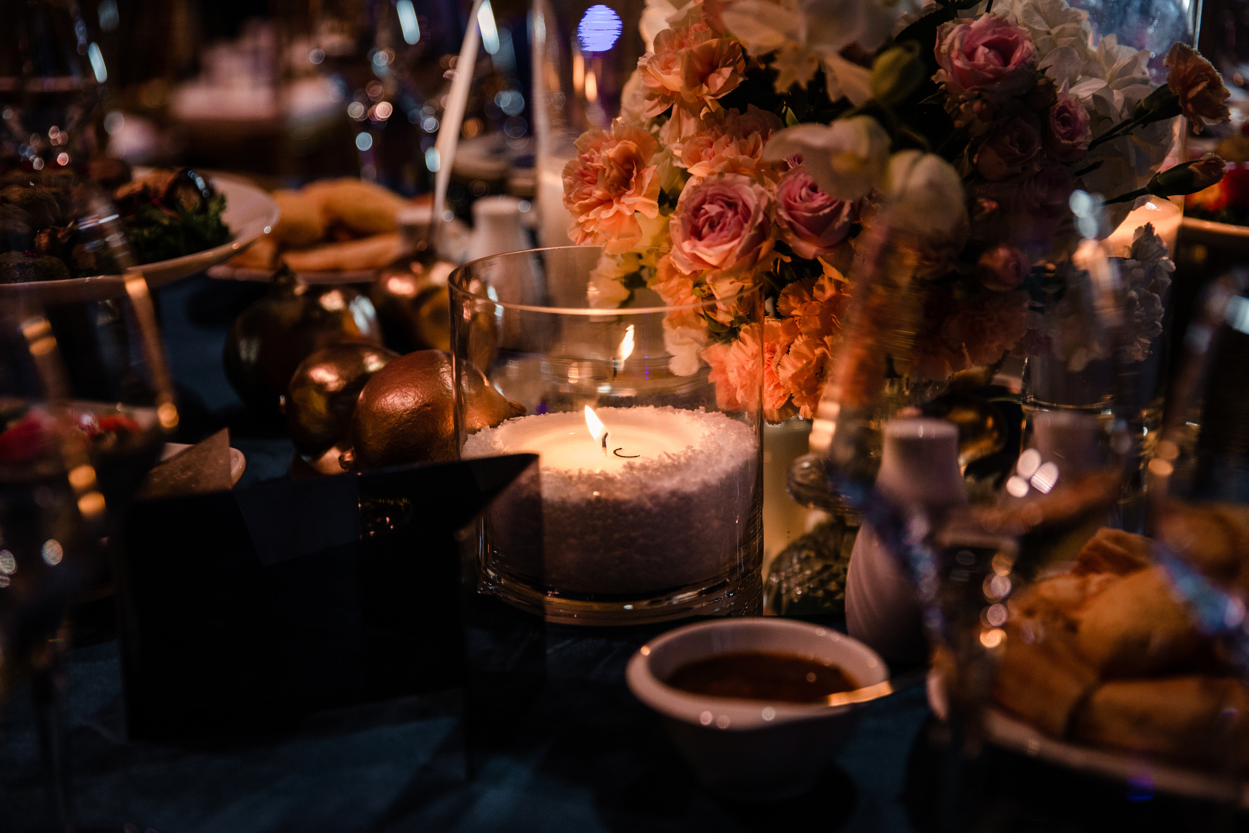 Дамир и Айнура. Тбилиси. Republic Restaurant. Свадебный фотограф в Алматы Николай Киреев