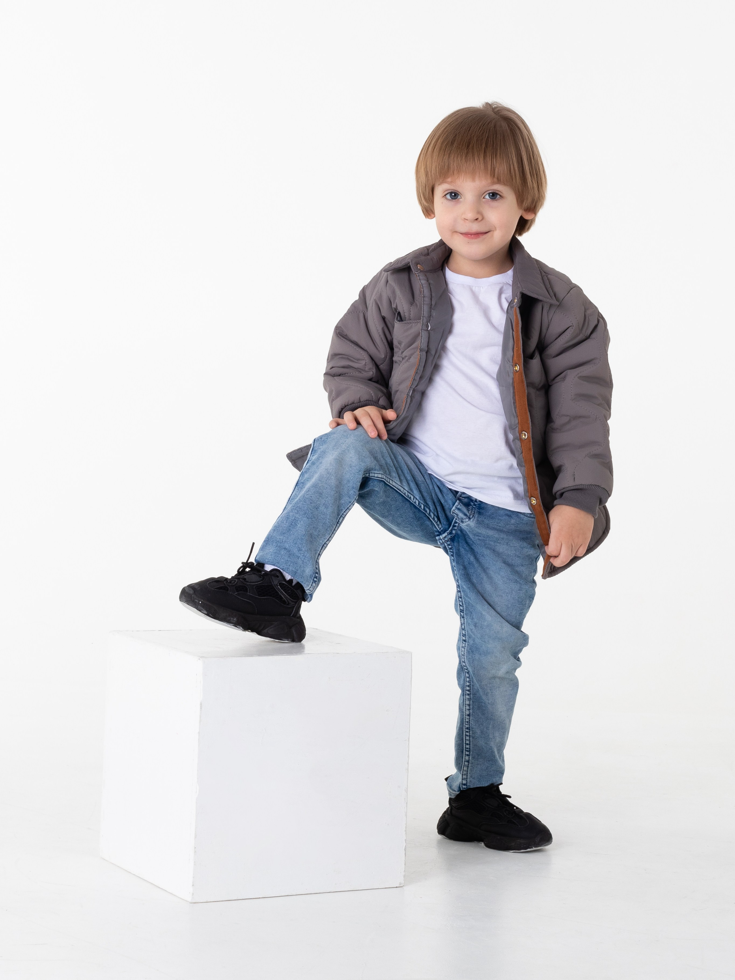 Детские куртки. Фотограф в Краснодаре Арина Кудряшова