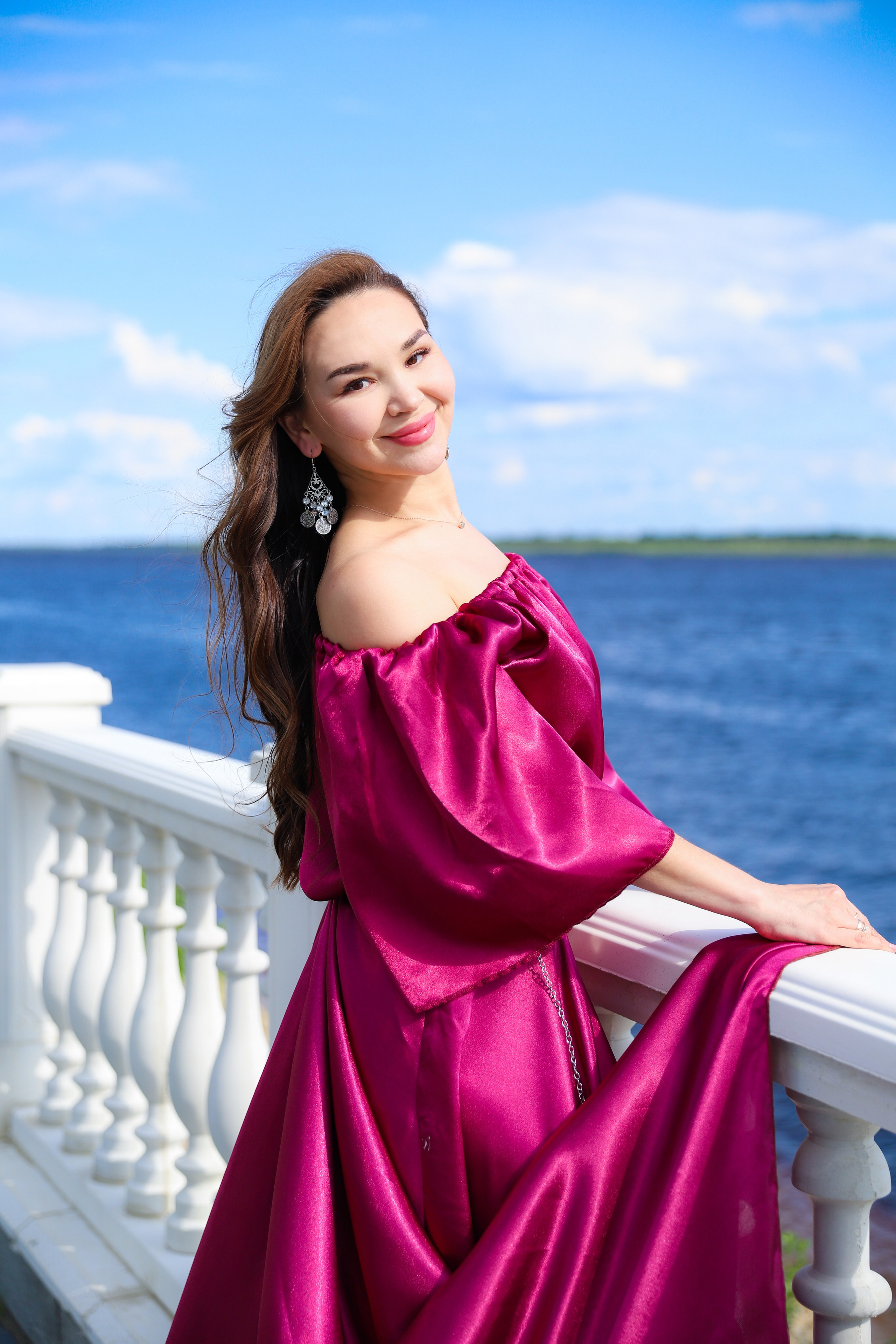 Съемка на белой набережной. Фотограф в Сургуте Брызгунова Анастасия