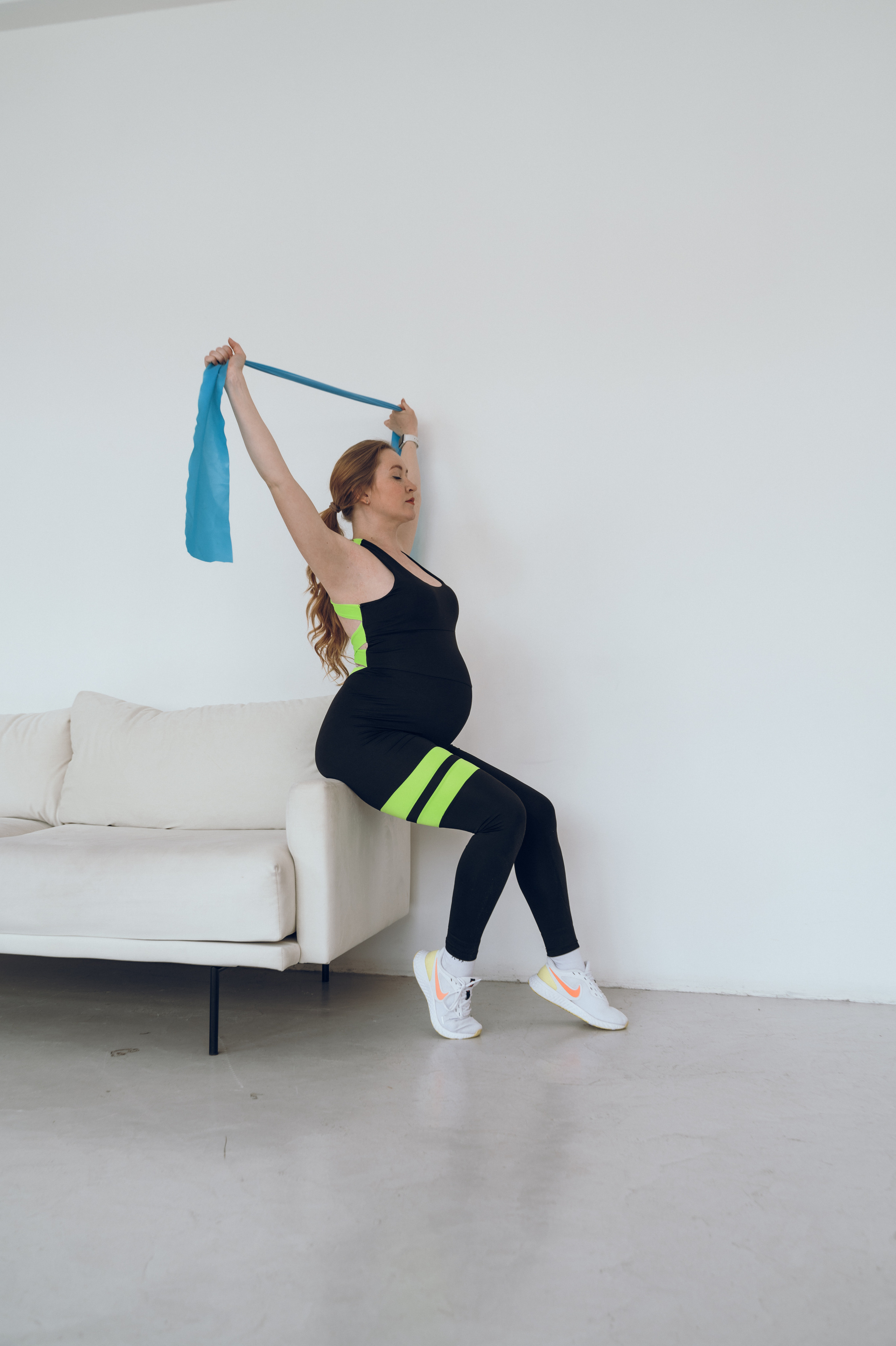 Маша — тренер послеродового восстановления. Портретный и семейный фотограф в Екатеринбурге Мария Чахеева