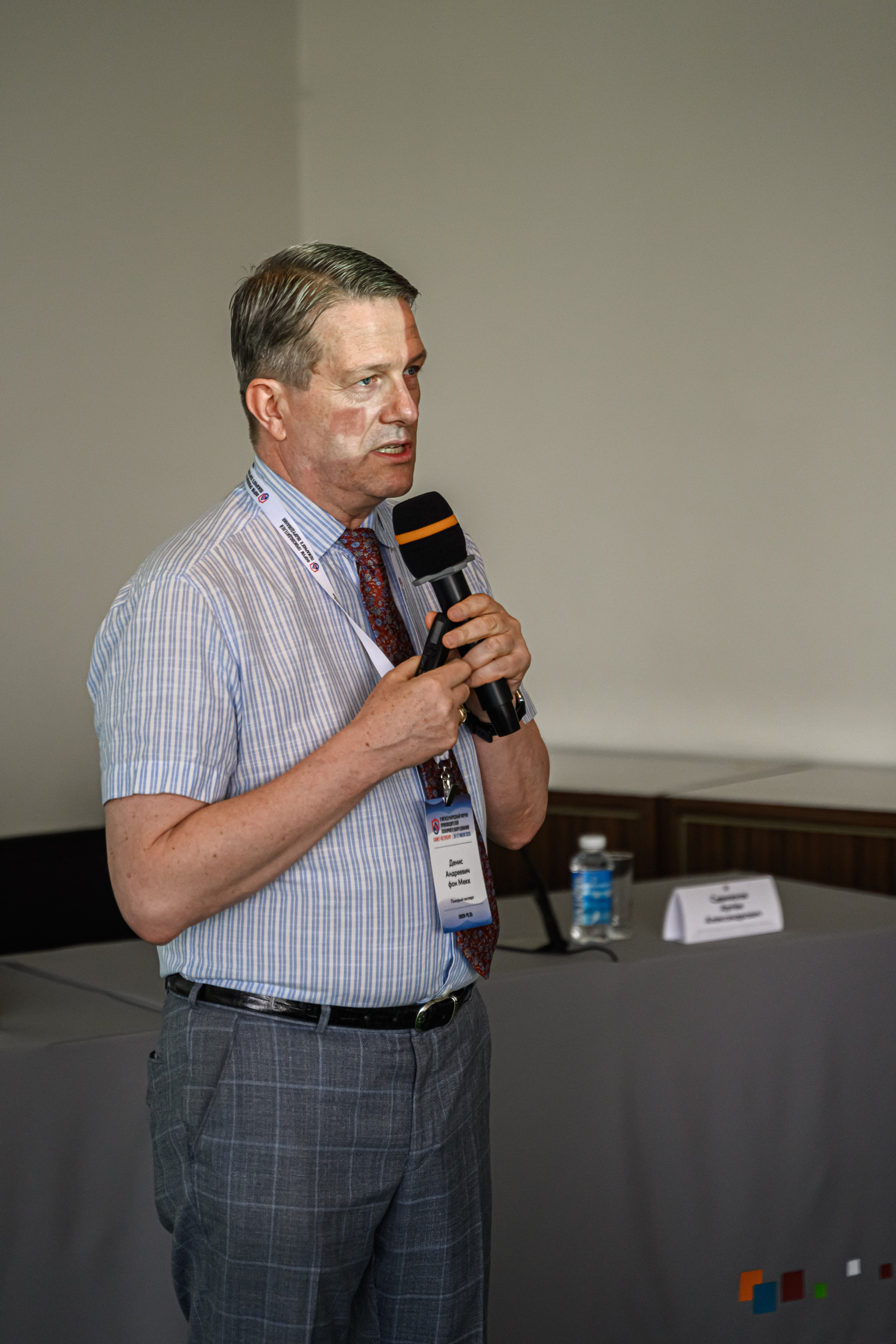 II МЕЖДУНАРОДНЫЙ ФОРУМ ПРОИЗВОДИТЕЛЕЙ ПОЖАРНОГО ОБОРУДОВАНИЯ. Интерьерный и репортажный фотограф в Санкт-Петербурге