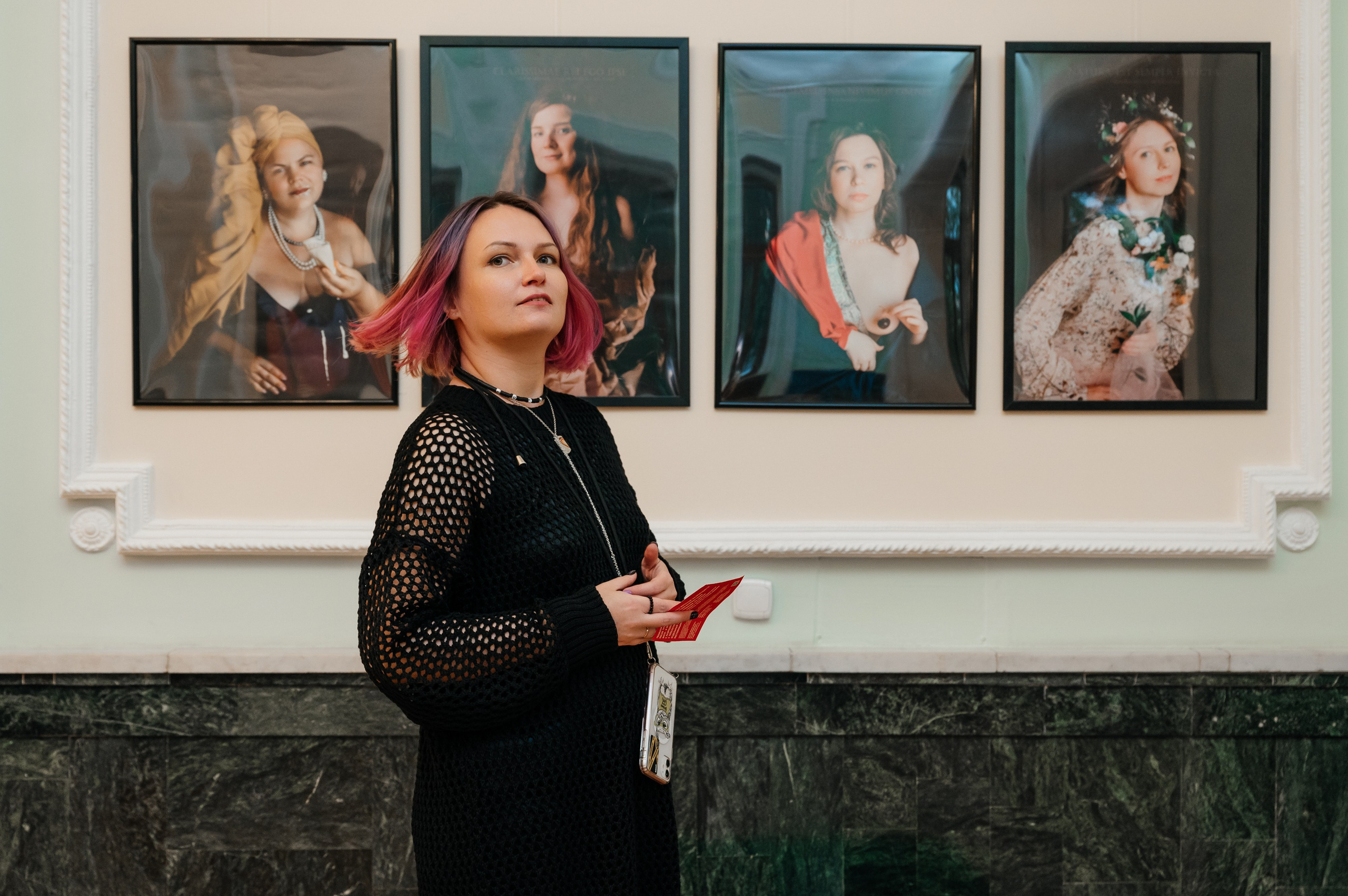 Открытие выставки Кати Васильевой в Молодежном театре. Wedding and family photographer USA