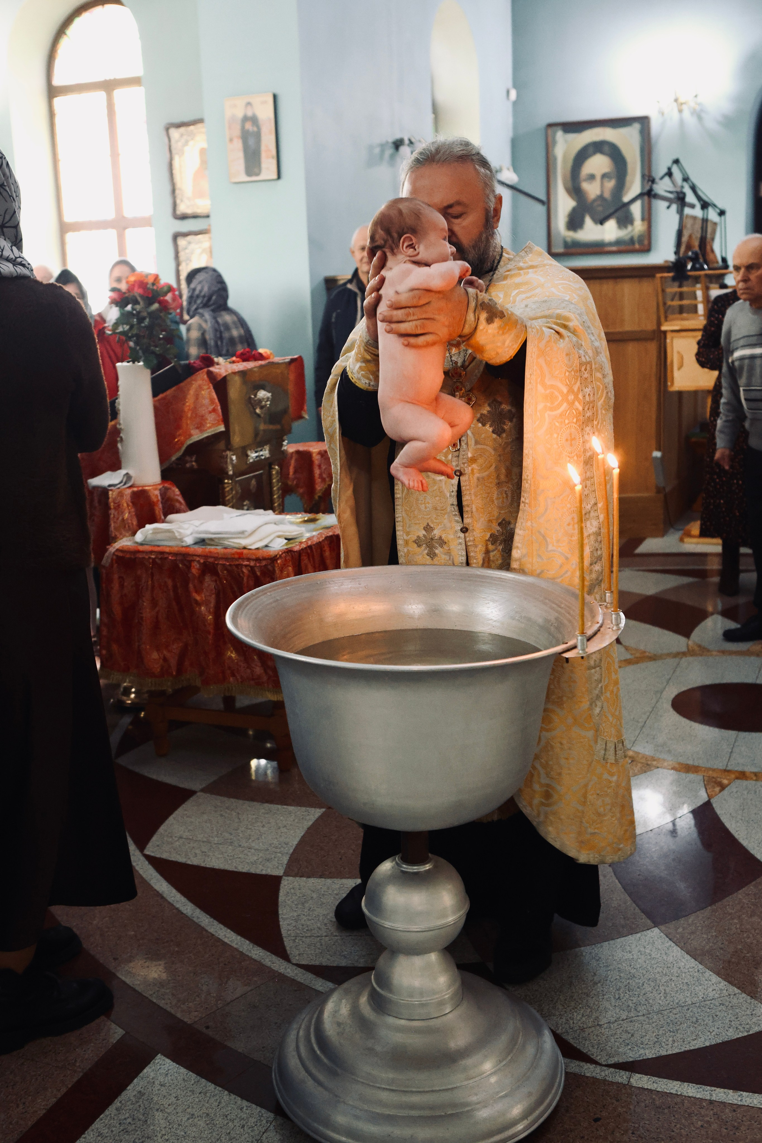 Яна и Максим —крещение Михаила. Фотограф в Курске Смирнов Евгений