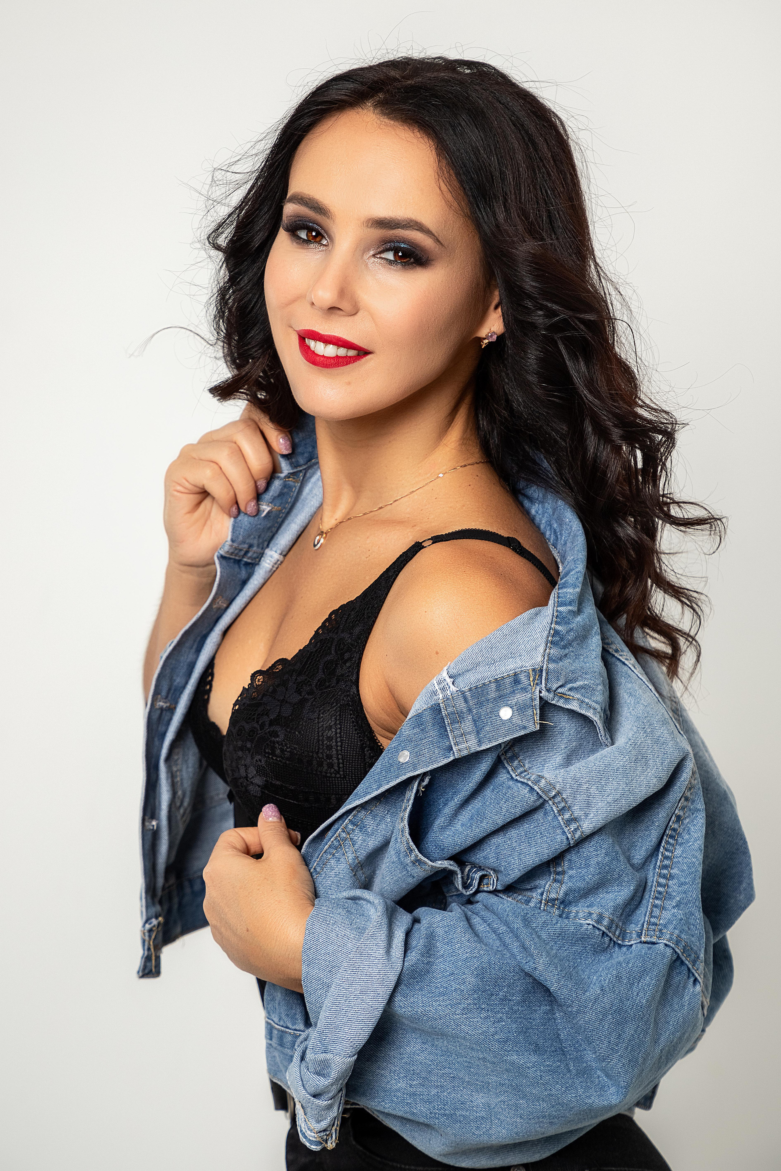 Чувственная фотосессия для прекрасной девушки. Коммерческий фотограф Андрей Тремасов