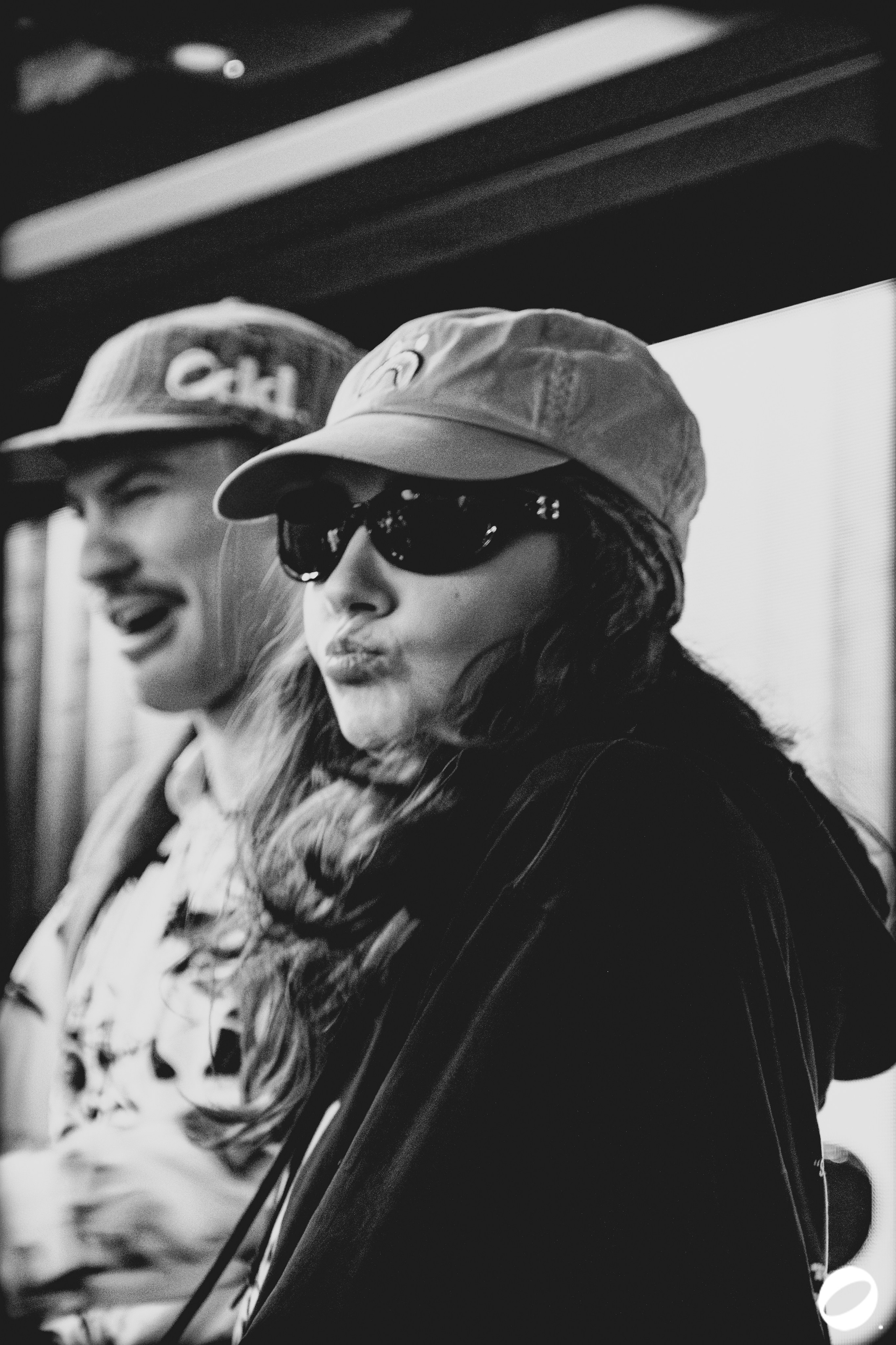 ODD.CLUB 04/04 (@youlovebu). Соня бу тебя сфоткала