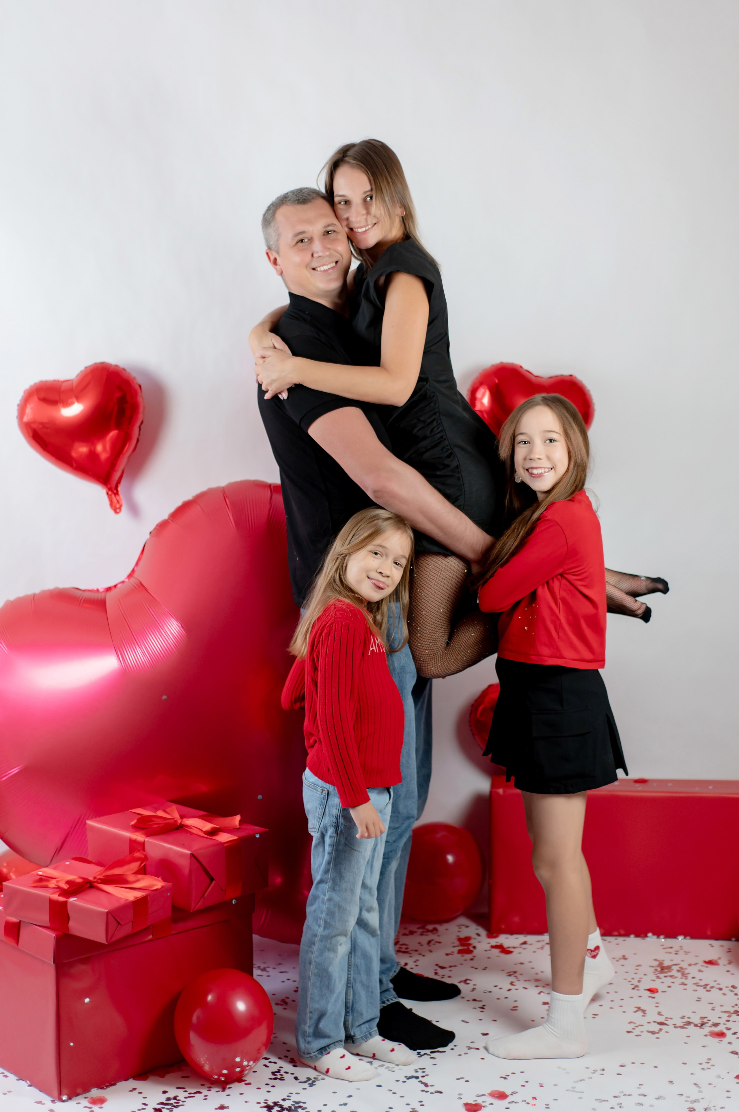 14 февраля. Детский и семейный фотограф Эльмира Веселова. Детская фотостудия Мира. Фотосессия на годик