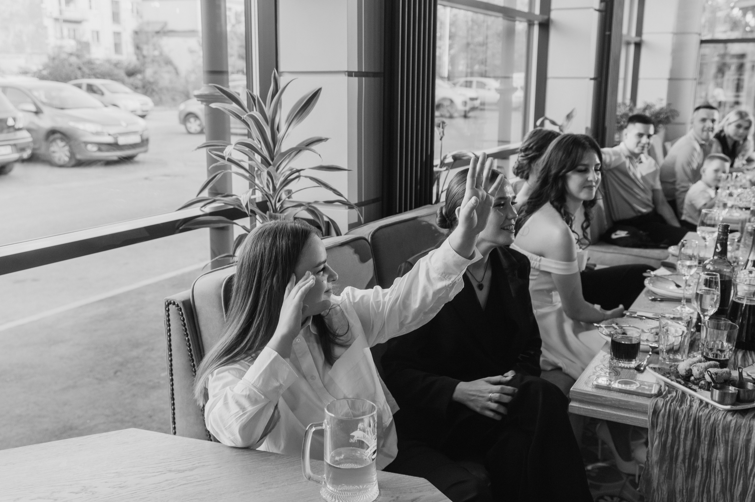 Свадебная фотосессия в Завидово гольф поле с утром невесты и красивым свадебным банкетом. Свадебный фотограф в Твери, Москве и Санкт-Петербурге Денисова Екатерина