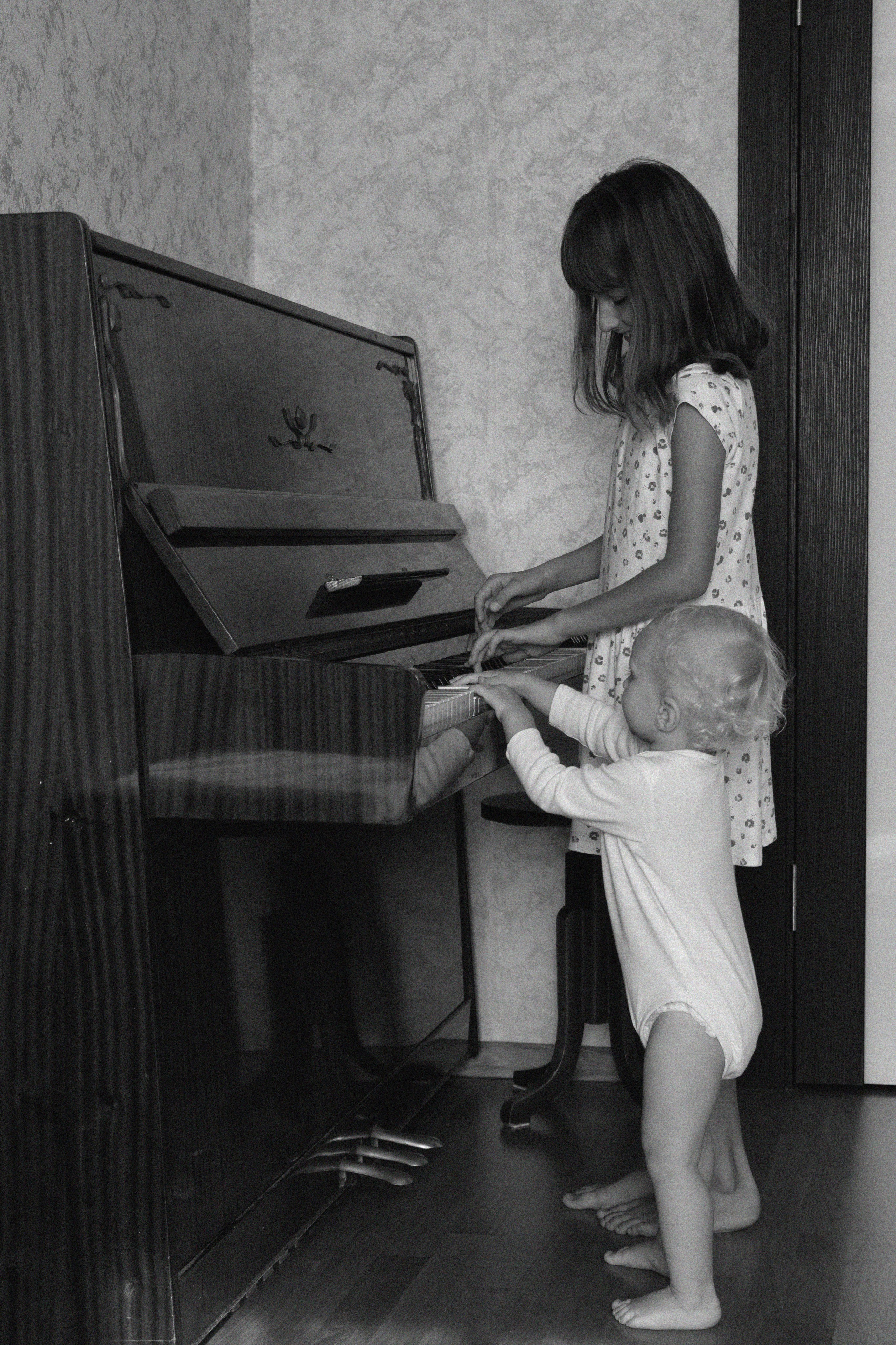 Семейная фотосессия дома. Фотограф видеограф Ольга Василевская