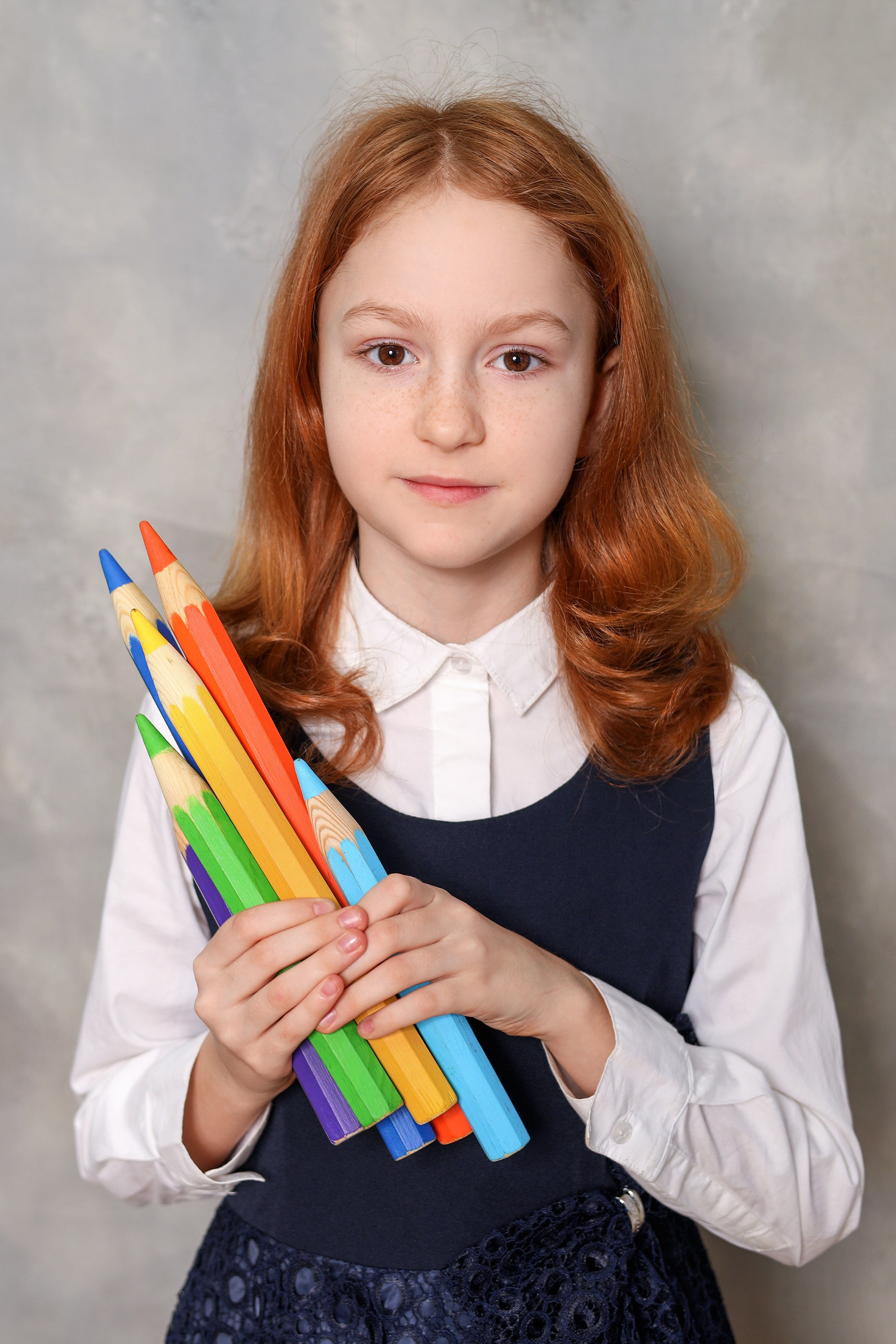 Фон Бежевый. Фотостудия «Стремянка».Фотосессии в детских садах и школах