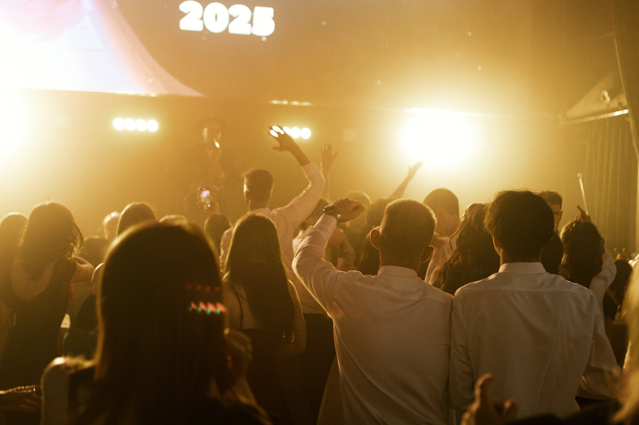 Выпускной. LEVORIGINAL