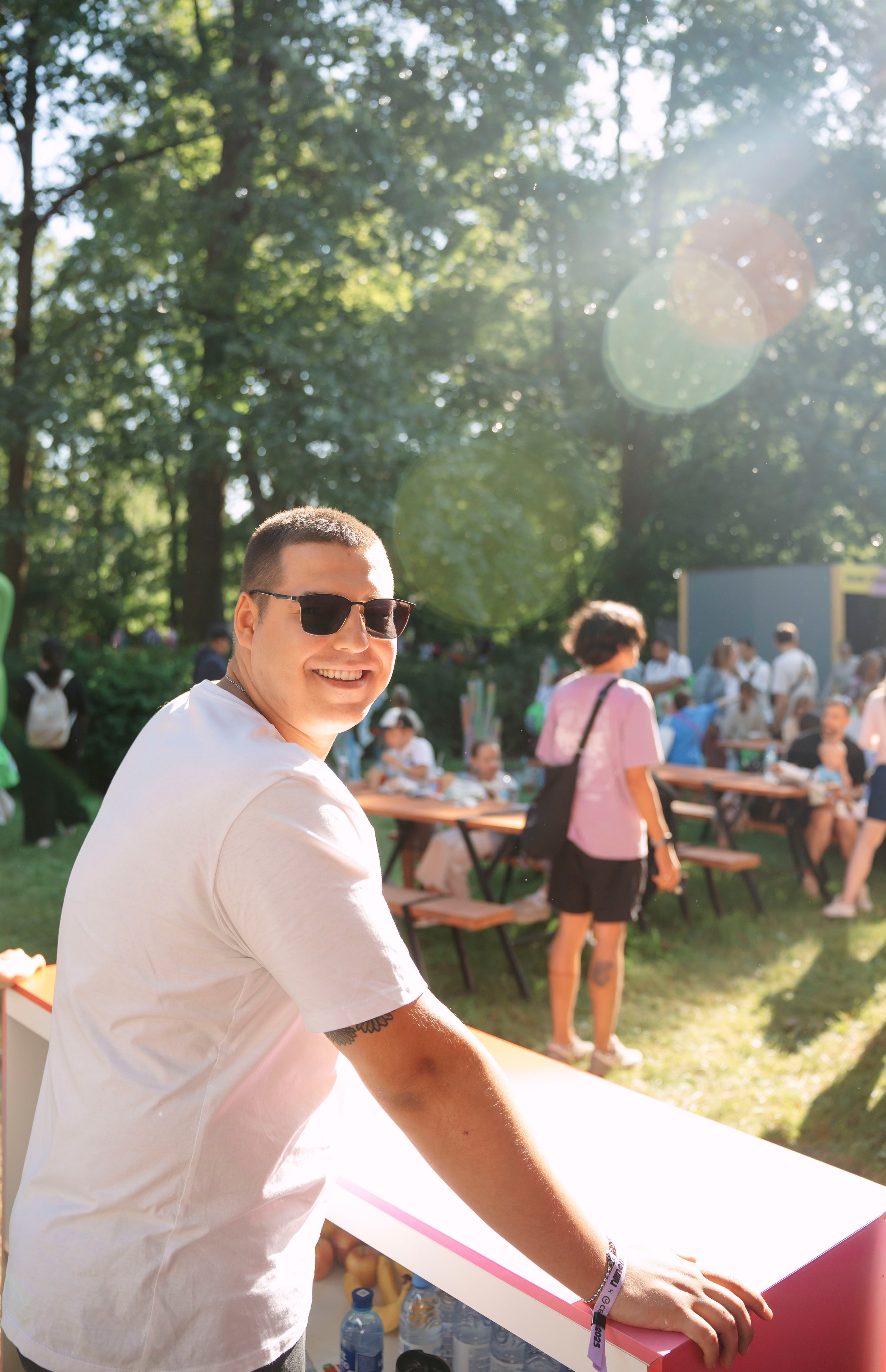 Брусника х Пикник Афиши / 2025. Саша Копылов, фотограф в Казани