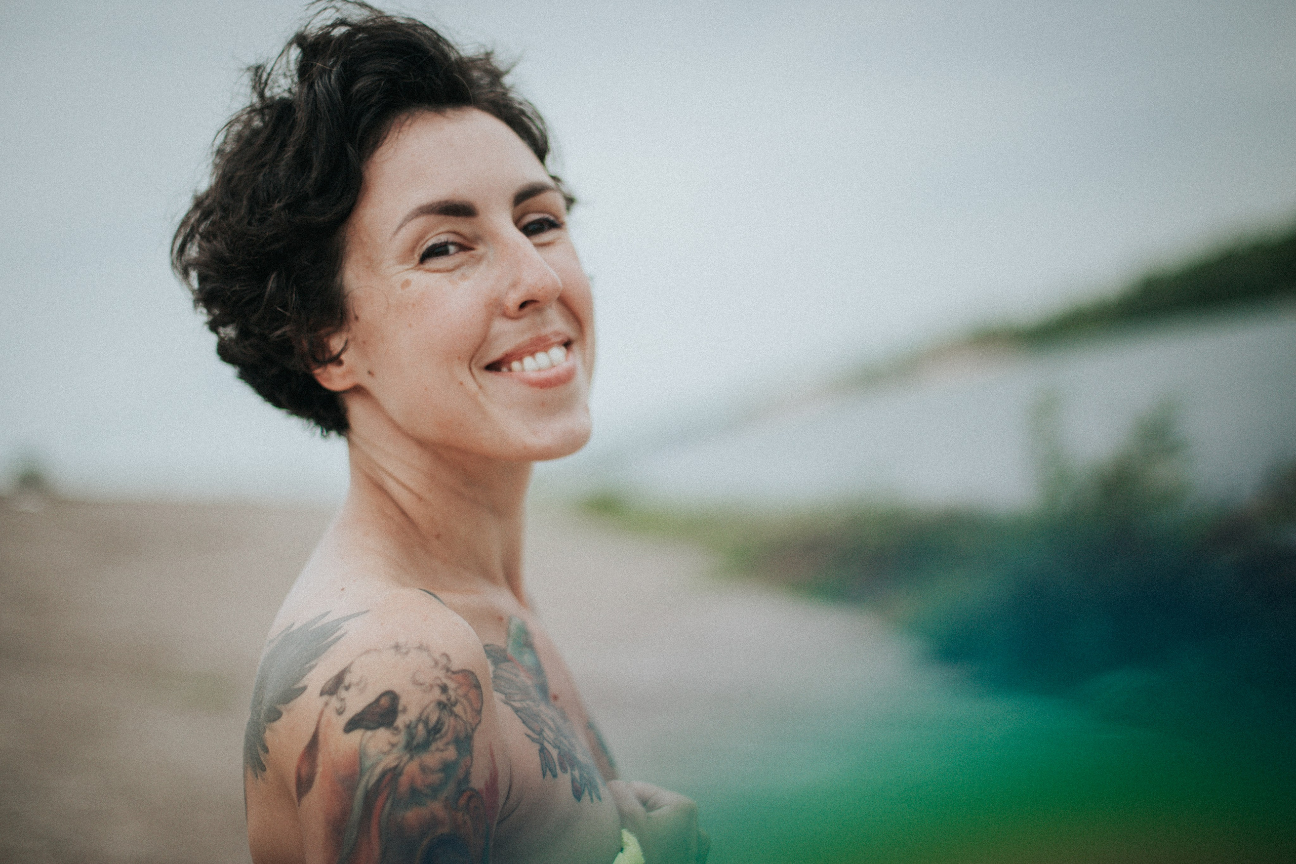 Есенин у реки. Фотограф в Нижнем Новгороде