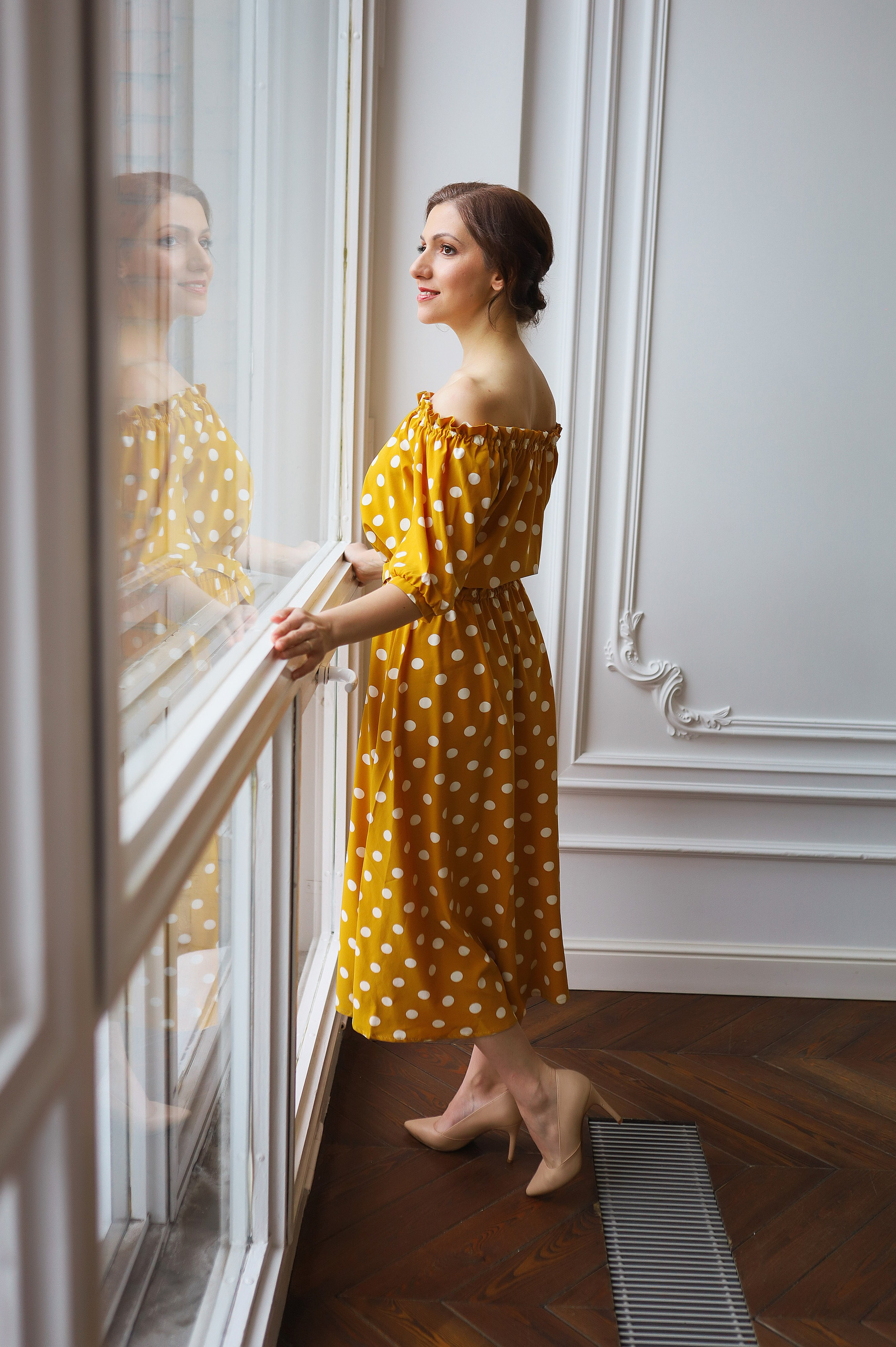 Нонна преподаватель испанского, автор курсов и книг. Визуал для эспертов и блогеров