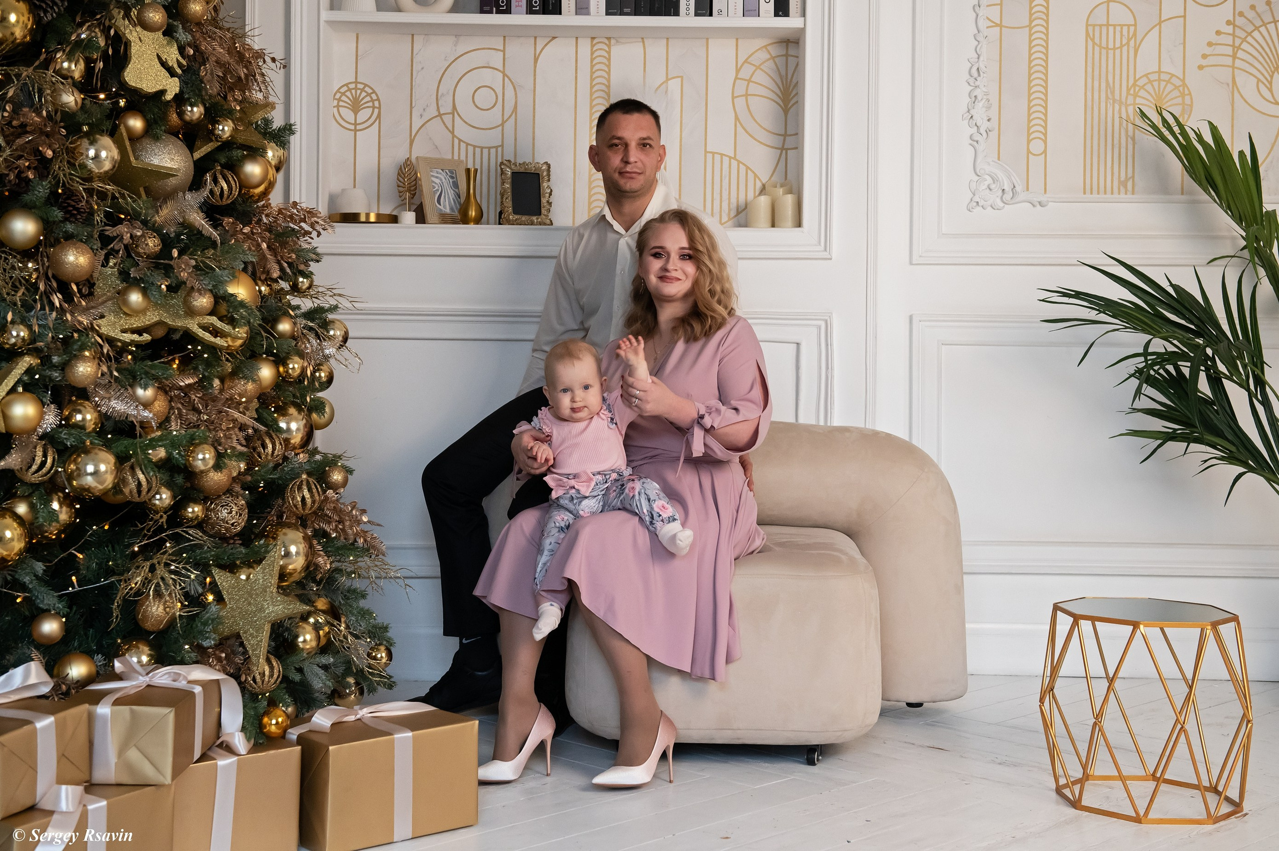 Новогодняя съемка в студии. Фотограф в Москве Сергей Рсавин