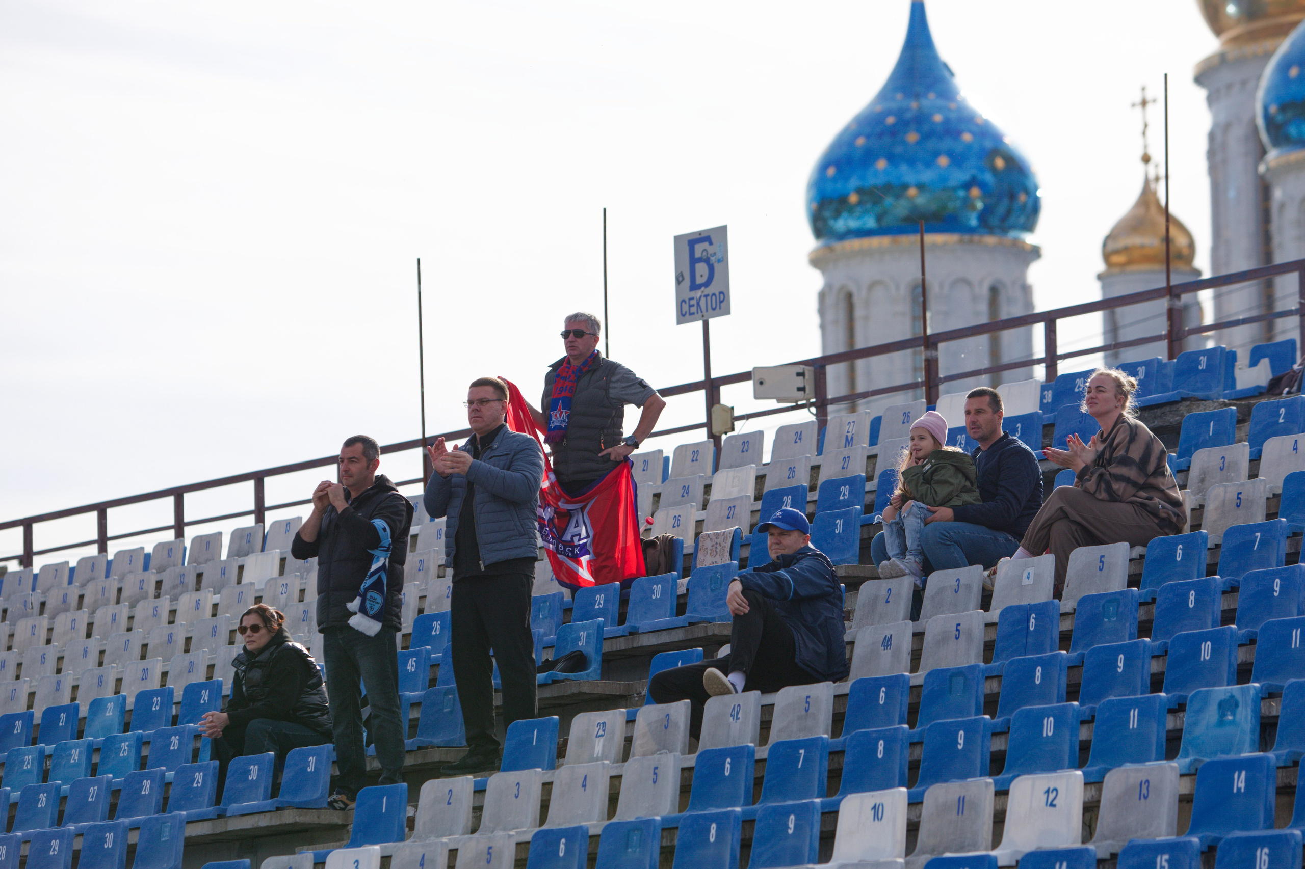 Матч ЮФЛ Сахалин-Хабаровск (U-18). Кутузов Евгений Фотограф в Южно-Сахалинске