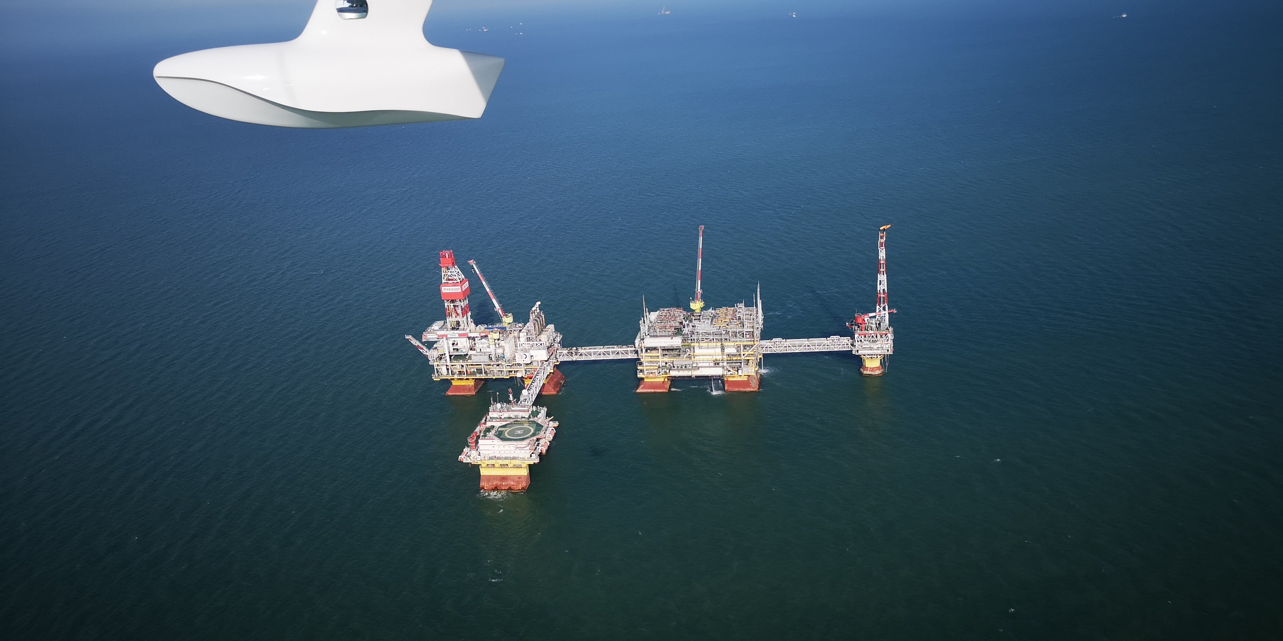 Каспийское море (наука на Ла-8) (2021 г.). Фотоальбом показывающий увлекательный мир авиации и мир медведей Андрея Иванова