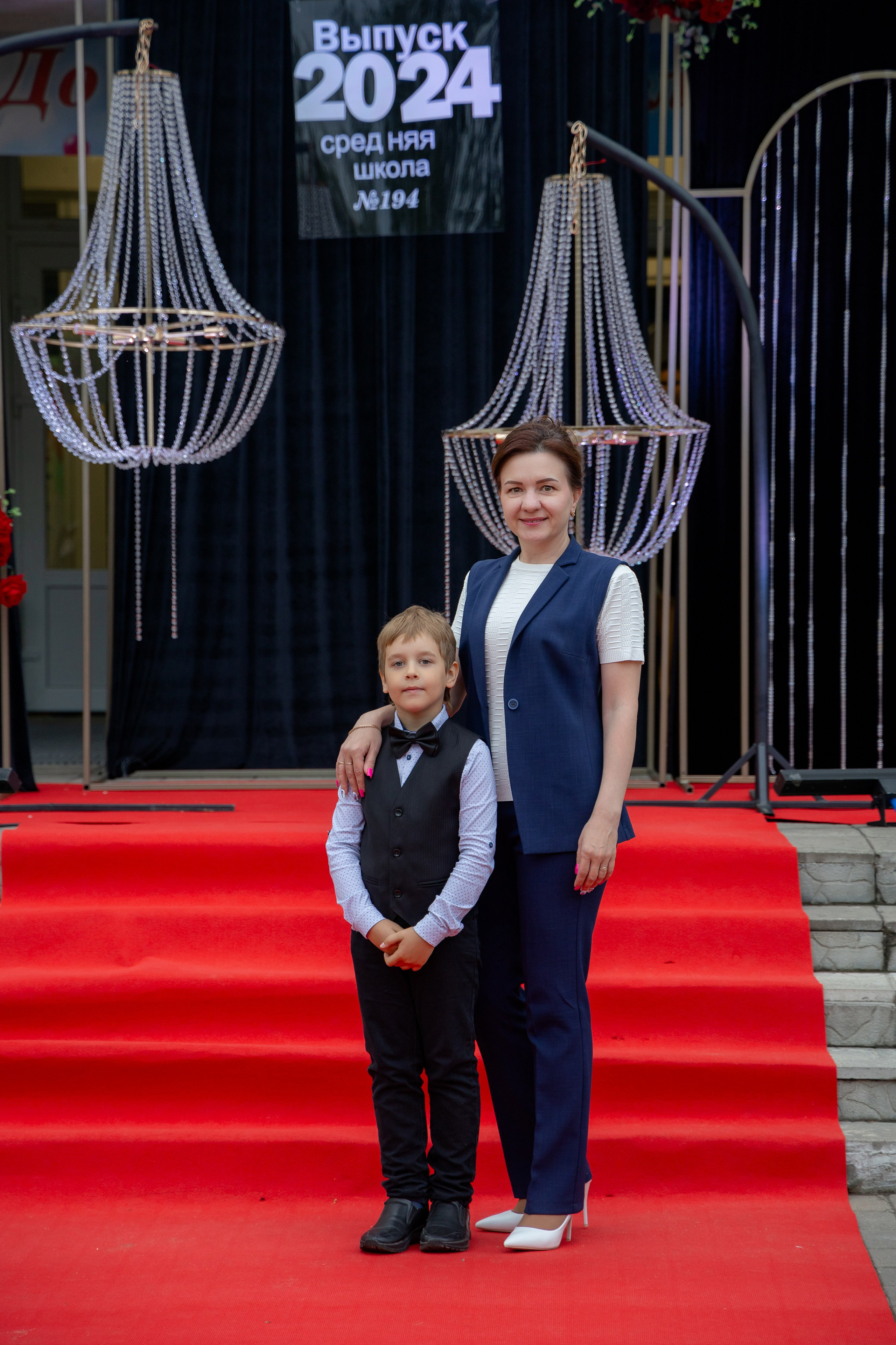 Школьный выпускной 2024 год в Соколе (Минск). Свадебный фотограф в Минске/Беларуси Сергей Спиридонов