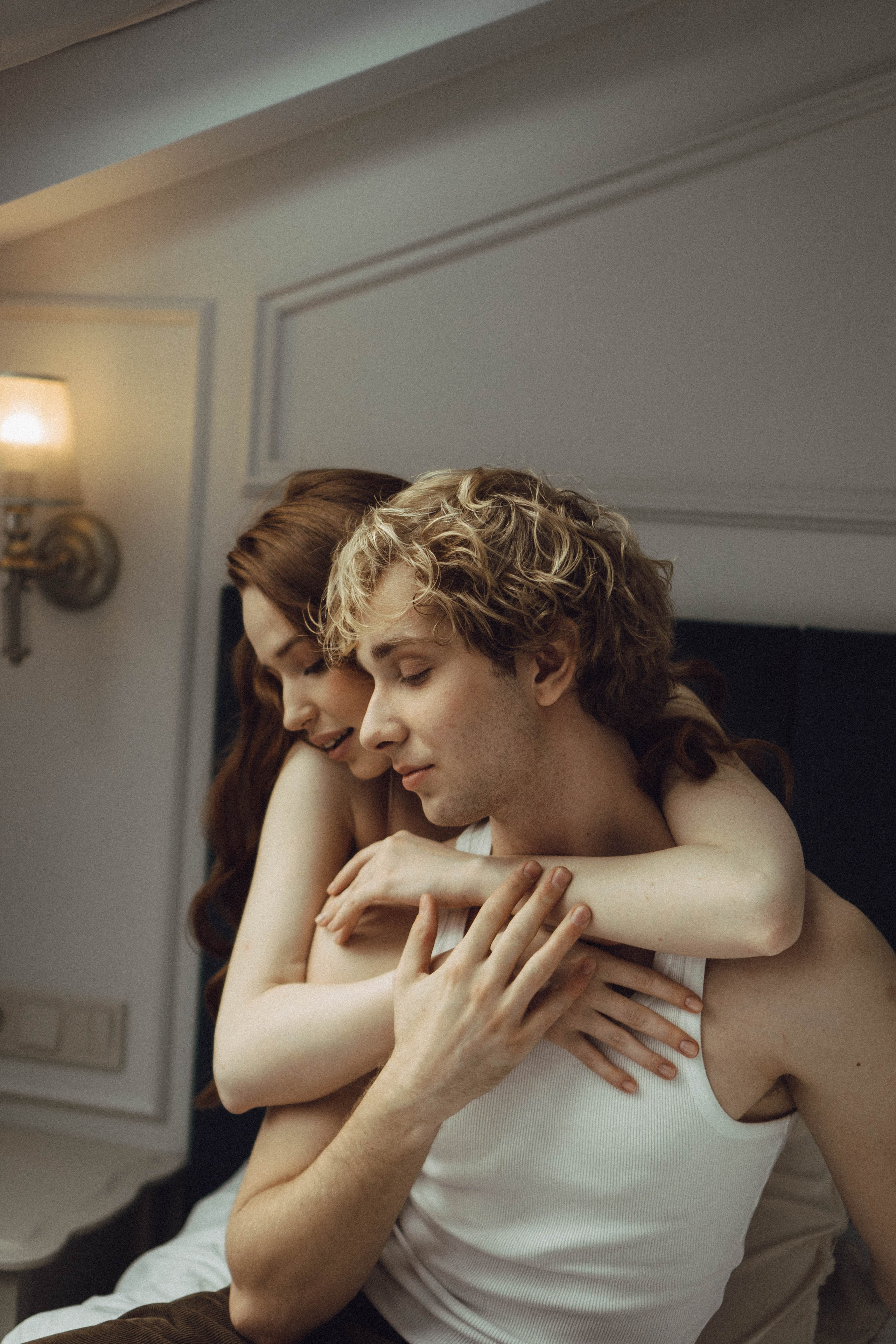 СВАДЕБНАЯ СЬЕМКА В ОТЕЛЕ. СБОРЫ ЖЕНИХА И НЕВЕСТЫ И ТАКЖЕ ТОР И ПОДГОТОВКА К ПРОГУЛКЕ. Профессиональный фотограф, Санкт-Петербург — Виктория Богомолова