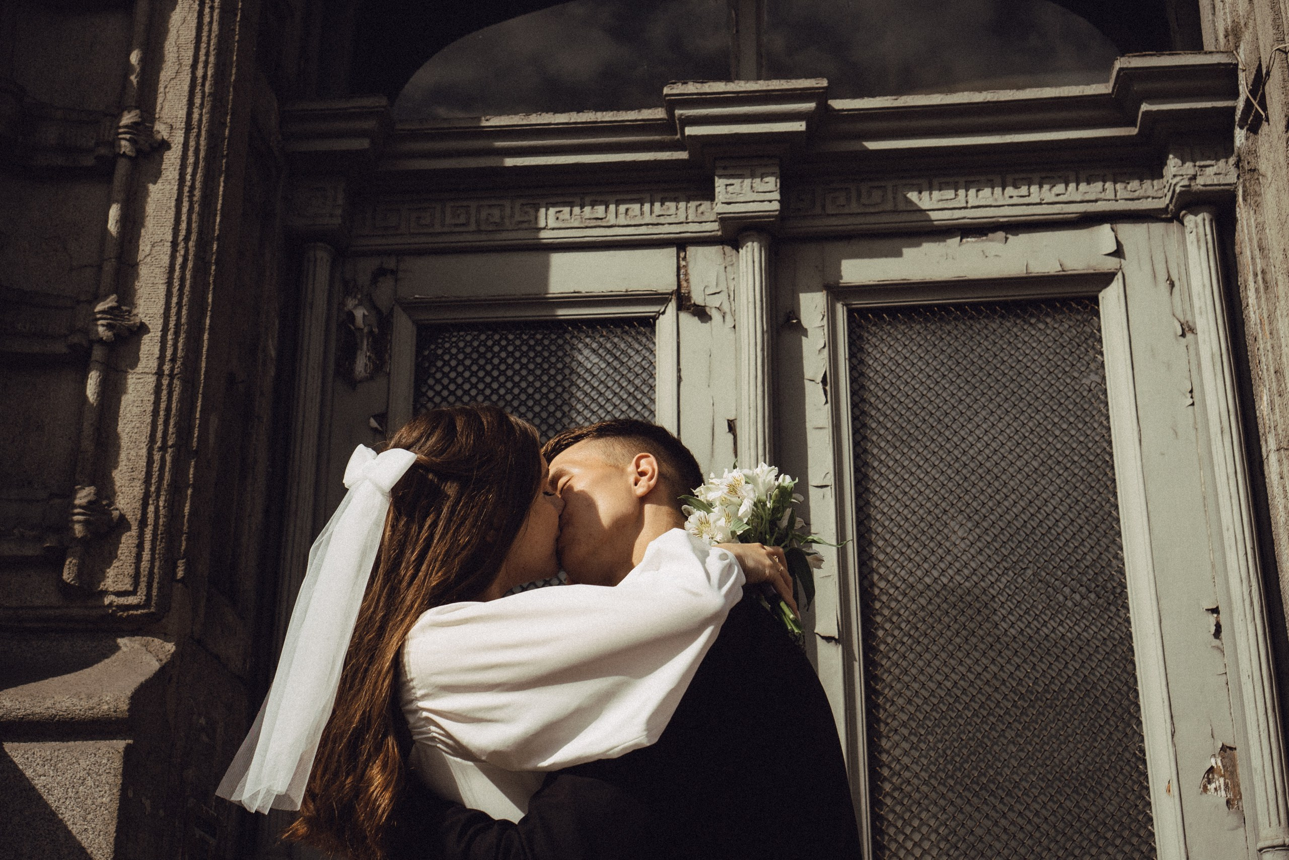 СВАДЕБНАЯ СЬЕМКА В ТАВРИЧЕСКОМ САДУ И ПРОГУЛКА ПО ЧЕРНЫШЕВСКОЙ. Профессиональный фотограф, Санкт-Петербург — Виктория Богомолова