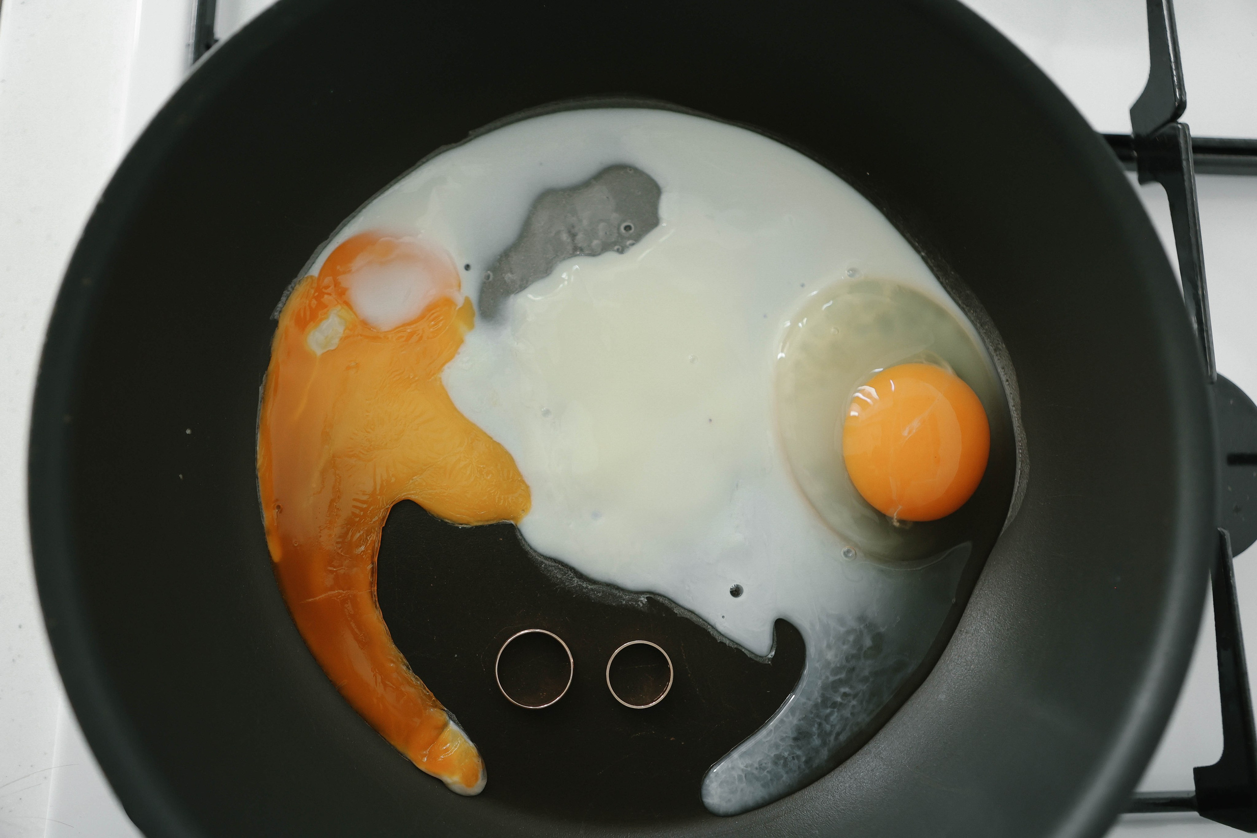 Wake each other up in the morning. Свадебный фотограф FOTOKEYT