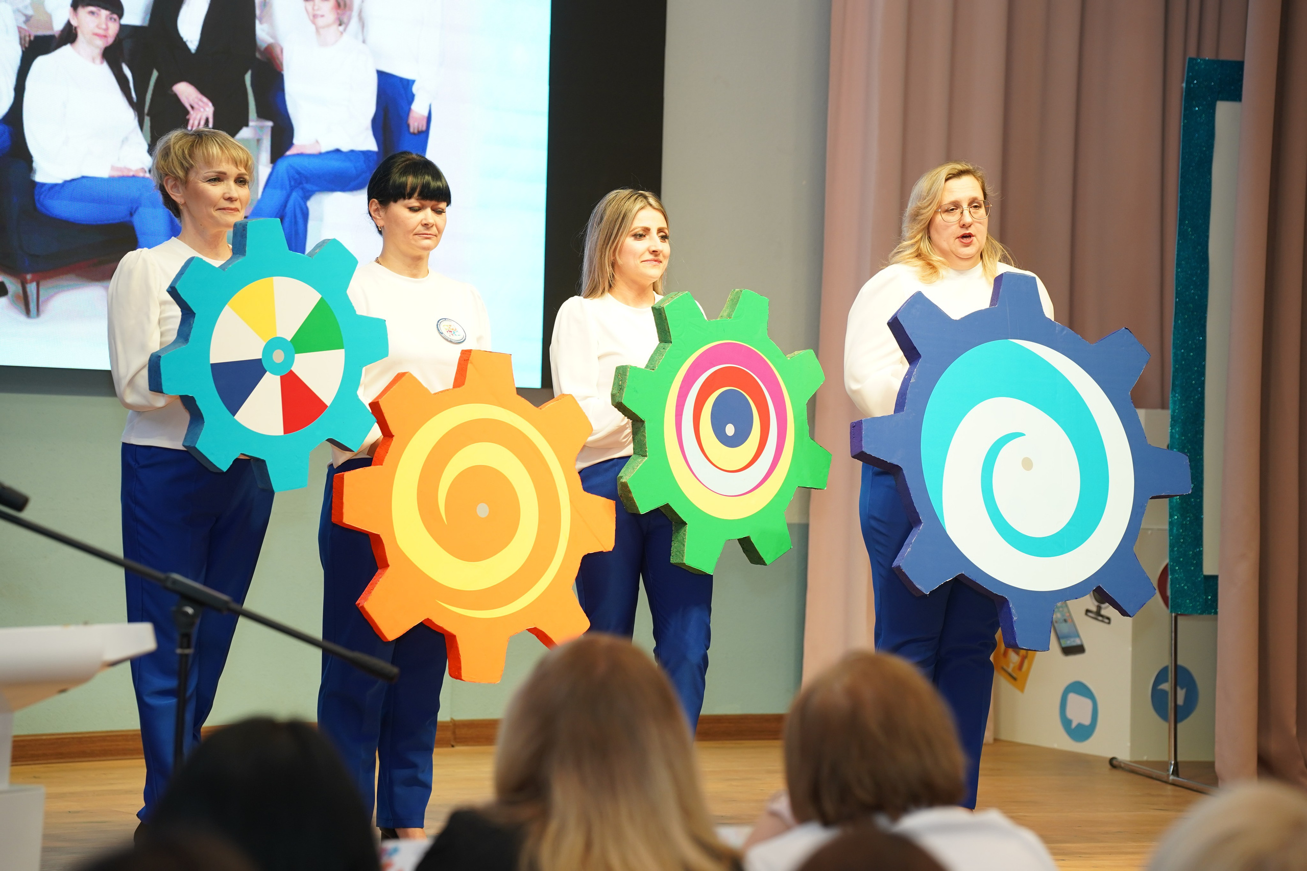 Мероприятие. MEMENTO.Выпускные альбомы, школьные, юбилейные и другие книги. Ростов-на-Дону