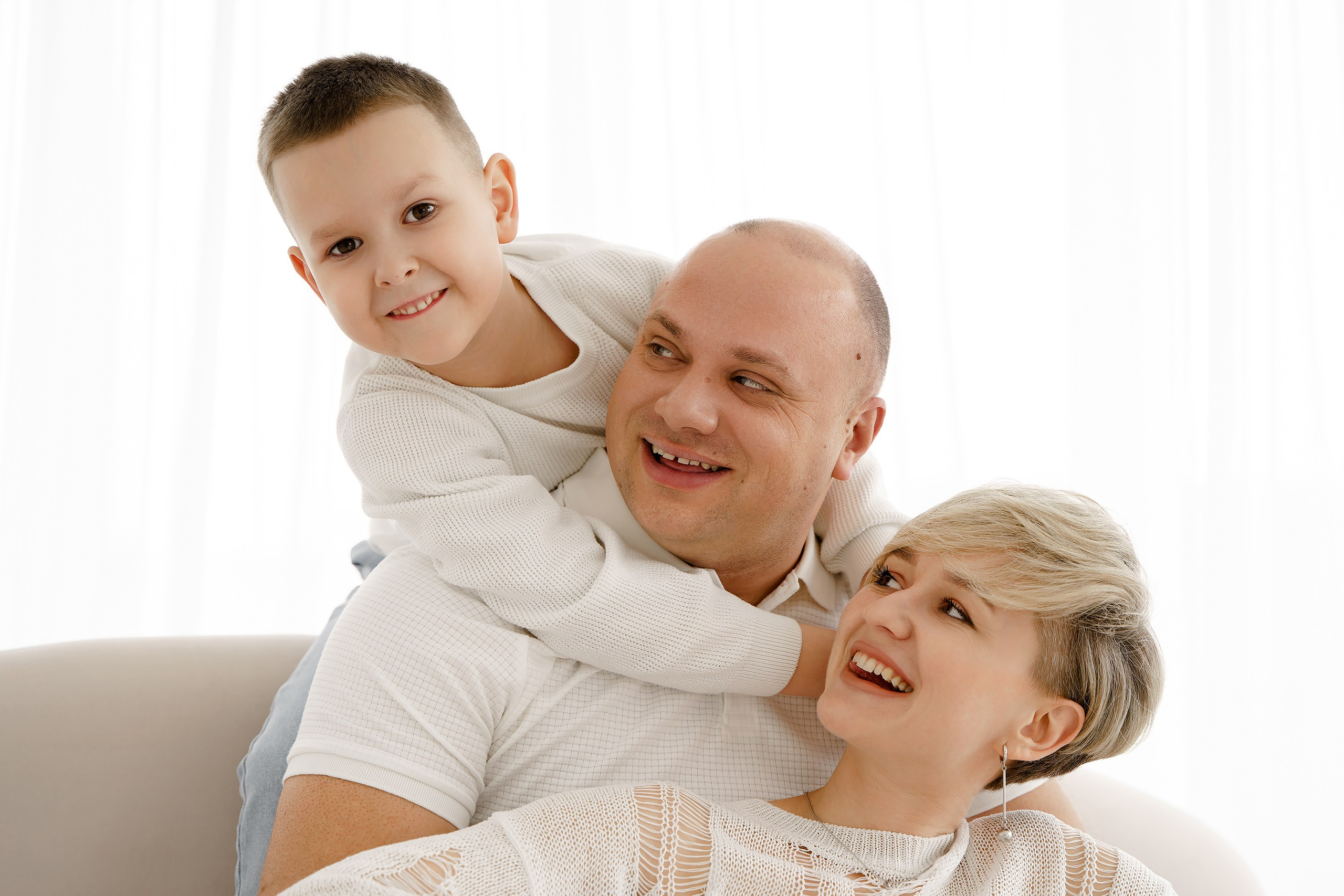 Семейная фотосессия. Семейный и свадебный фотограф Минск Юрий Прилепов. Выпускные альбомы!