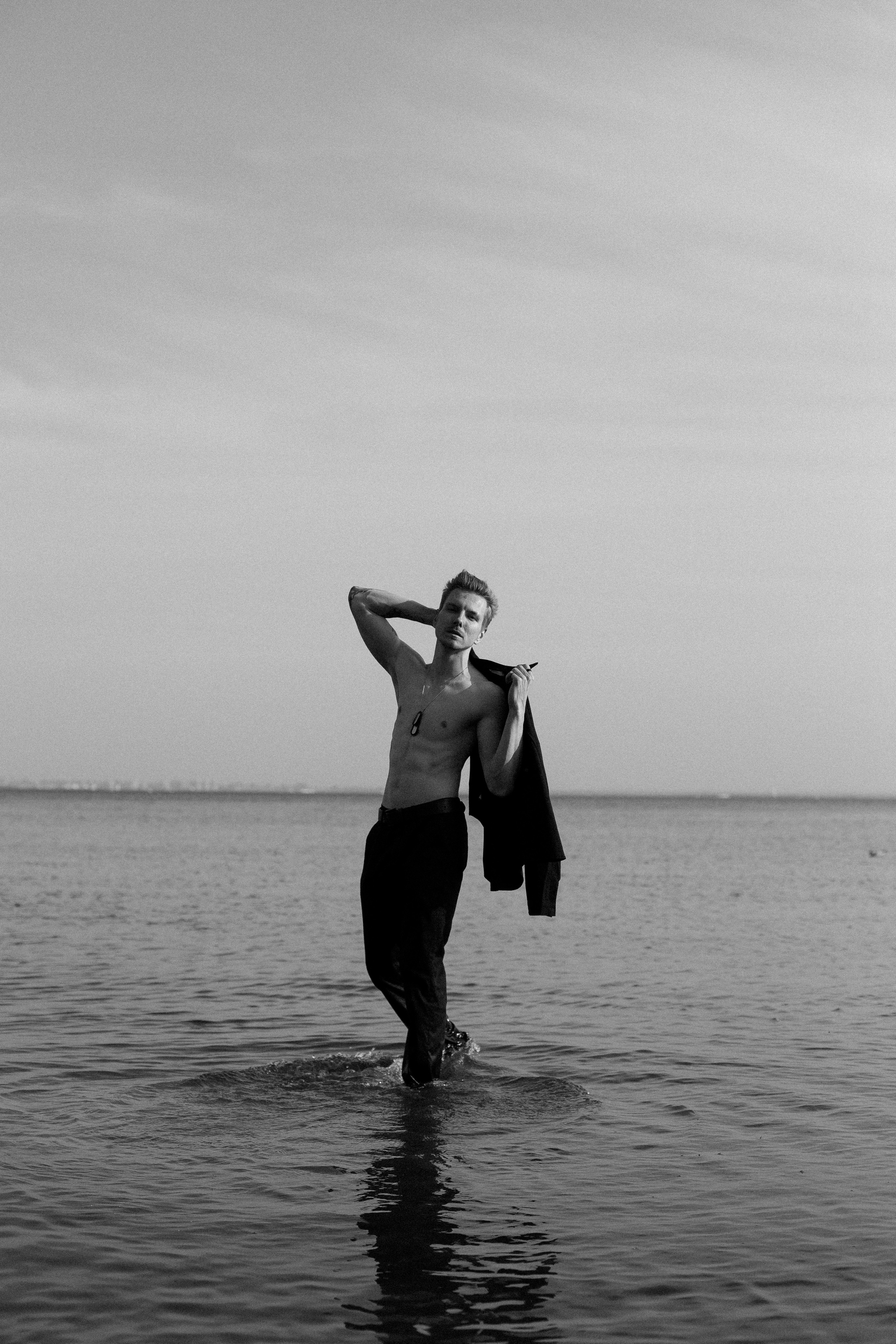 Inst: Md: @cptmarkizi Org: @divine_photoproject