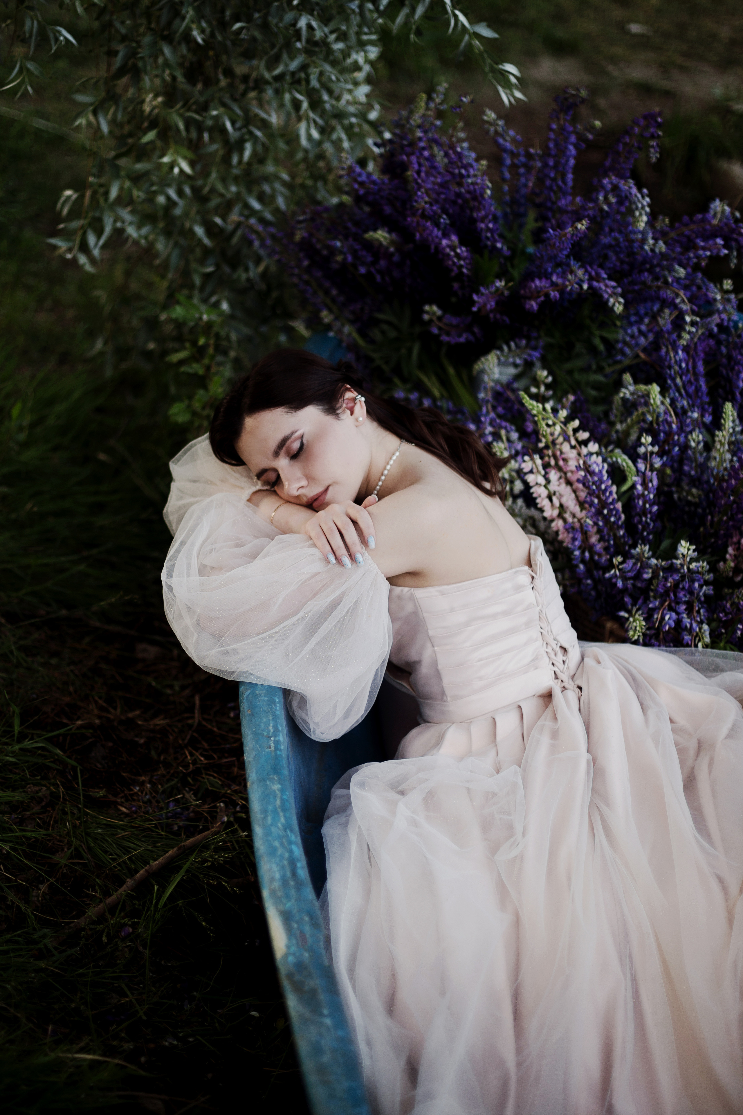 Inst: Md: @aldruuuz Mua: @kuklius_muah Dress: @studio_of_dresses Org: @creative_photoday Loc: @evgeniya_pyatnitskaya