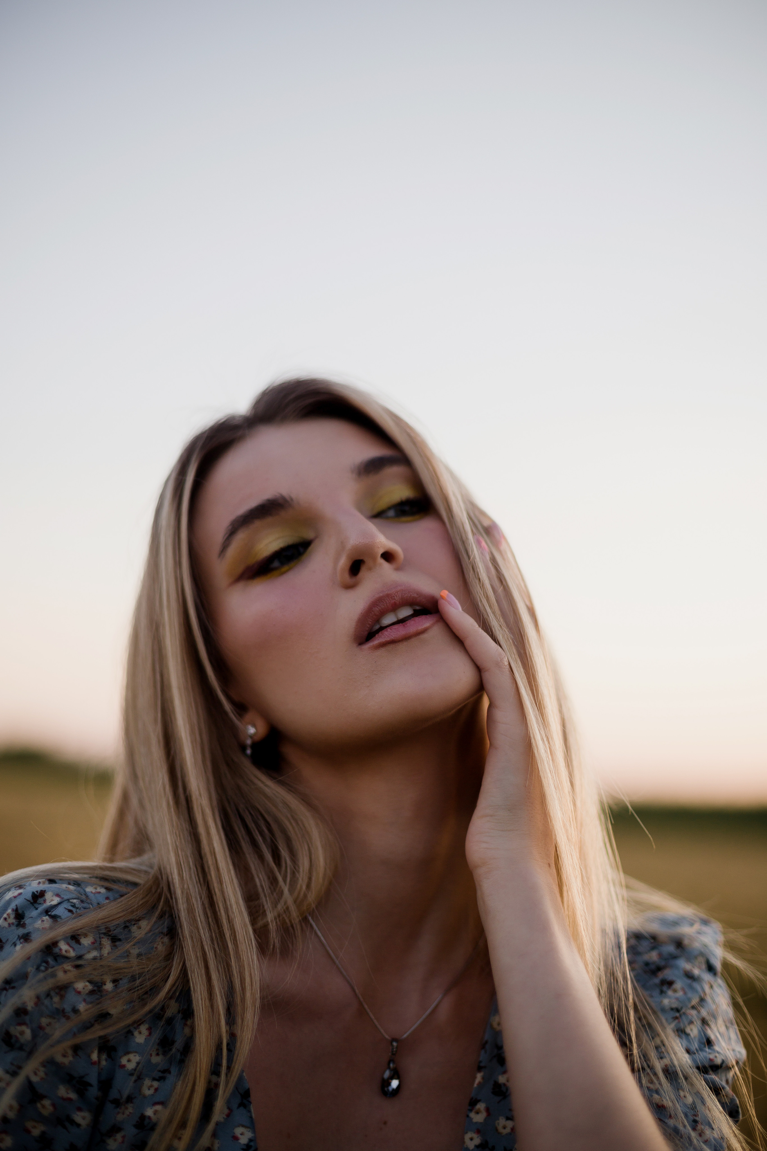 Inst: Md: @ellkomakup_ Mua: @ellkomakup_  Org: @creative_photoday