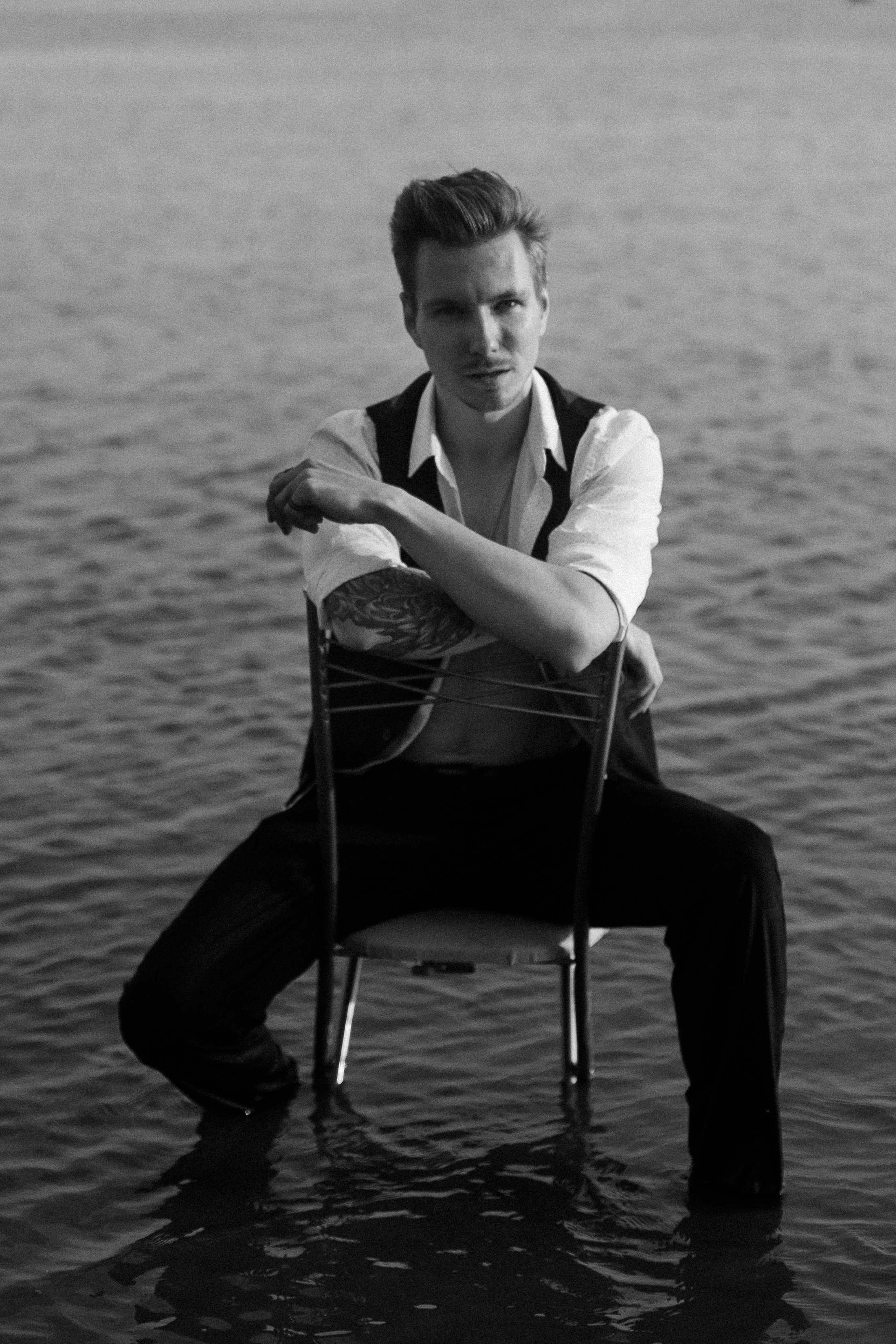 Inst: Md: @cptmarkizi Org: @divine_photoproject