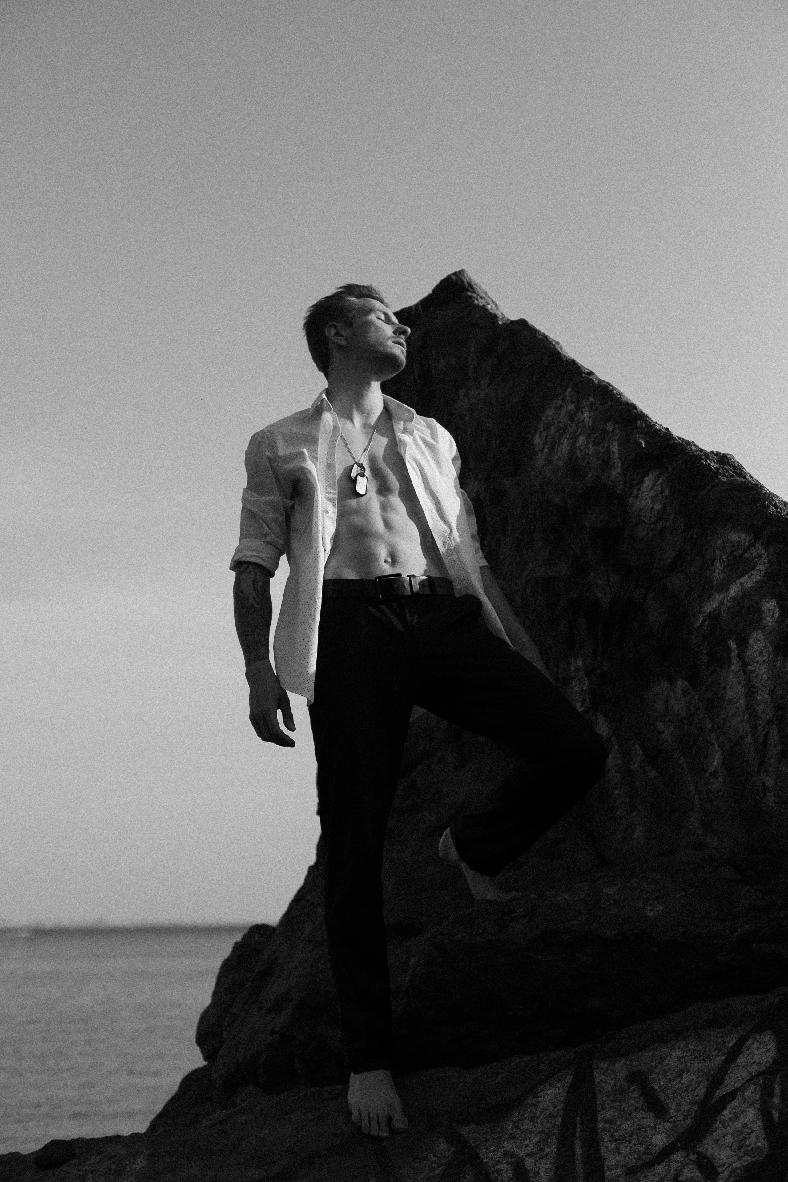 Inst: Md: @cptmarkizi Org: @divine_photoproject