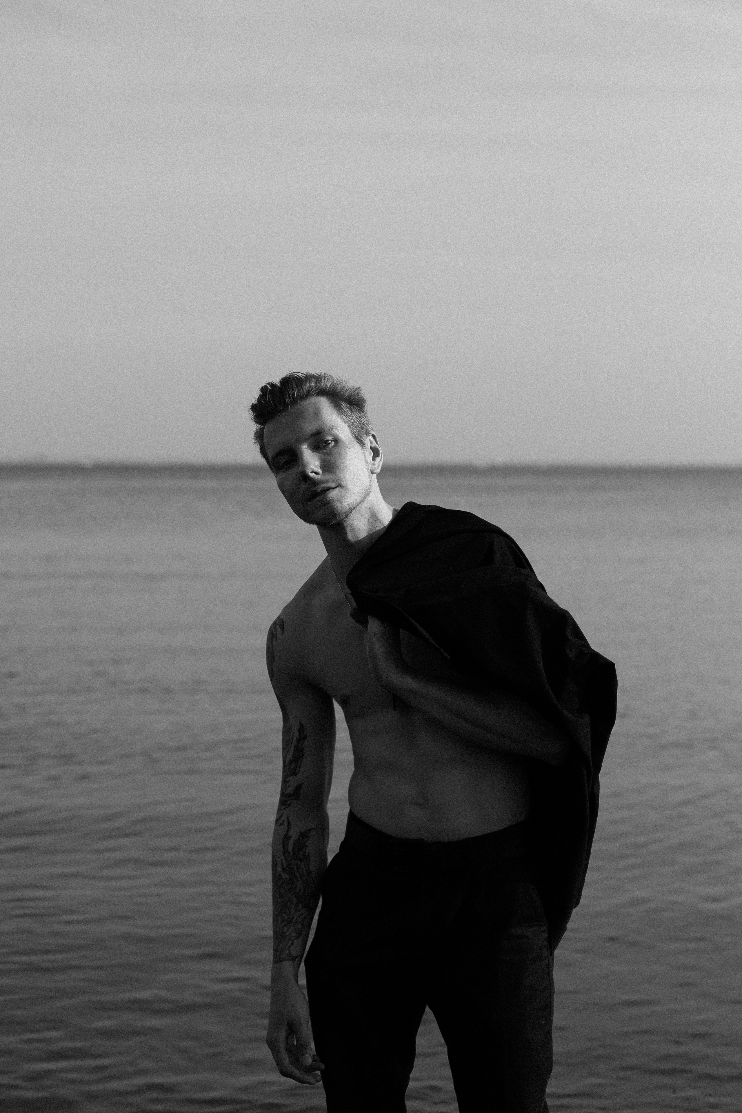 Inst: Md: @cptmarkizi Org: @divine_photoproject