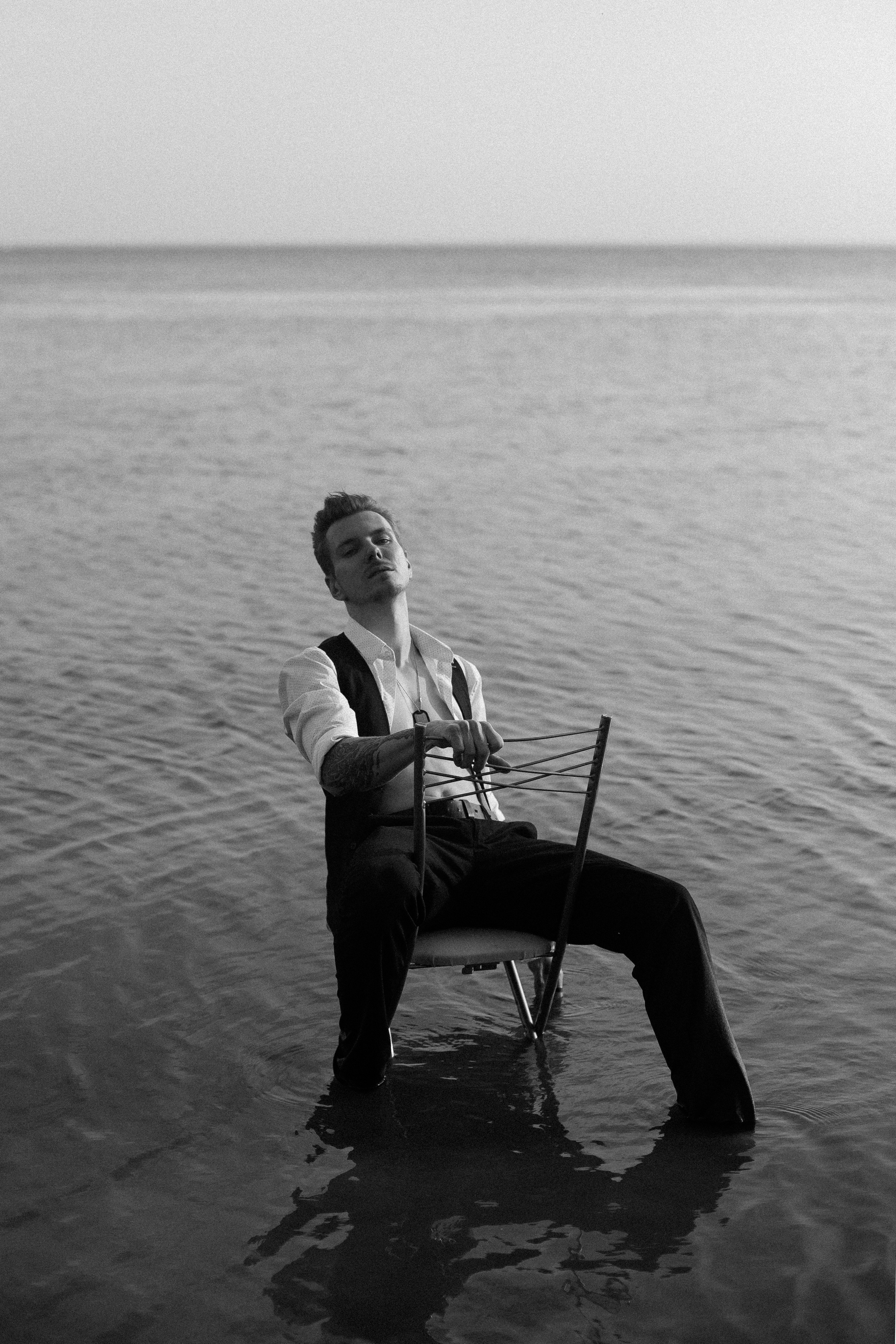 Inst: Md: @cptmarkizi Org: @divine_photoproject