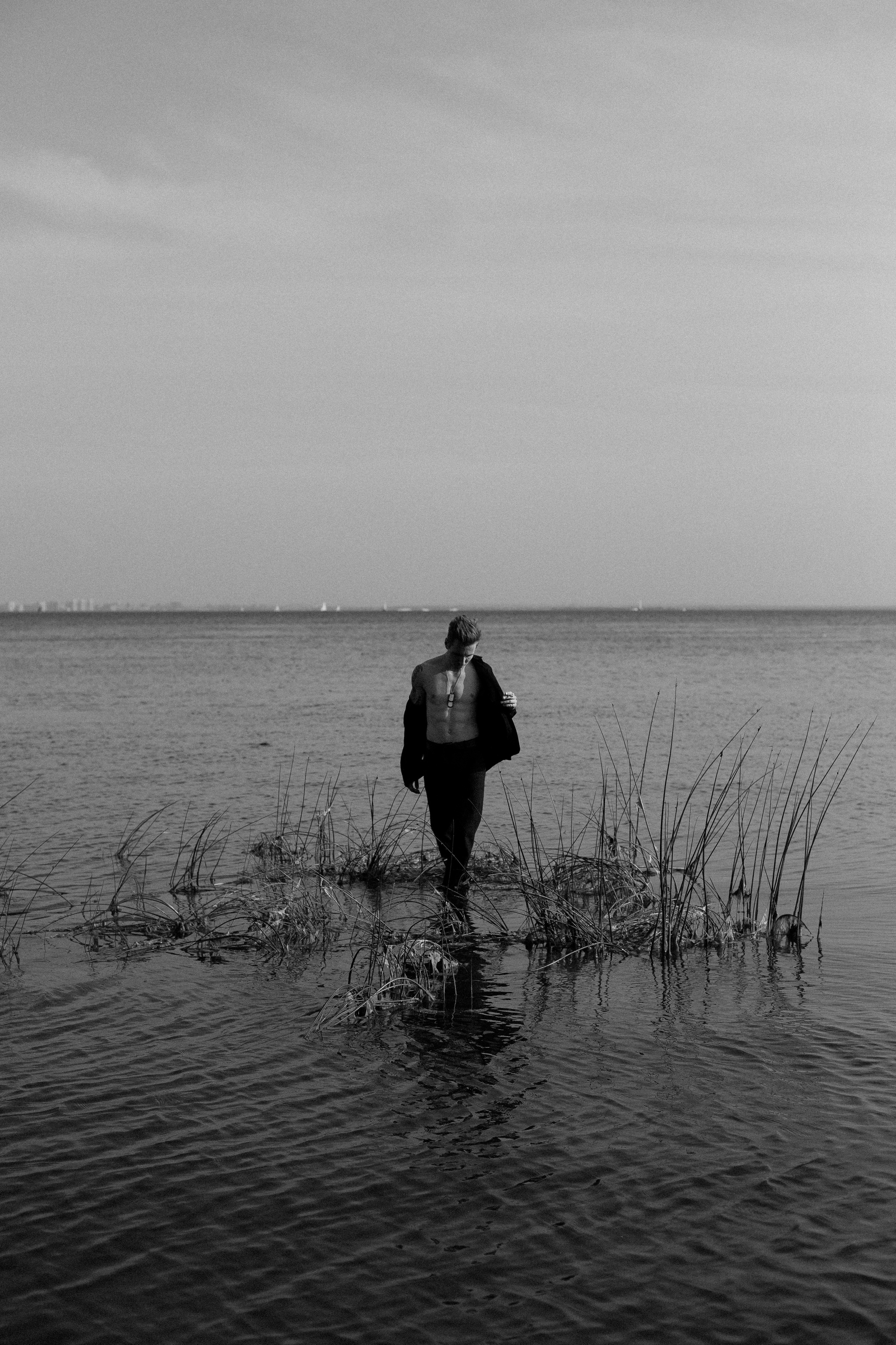 Inst: Md: @cptmarkizi Org: @divine_photoproject