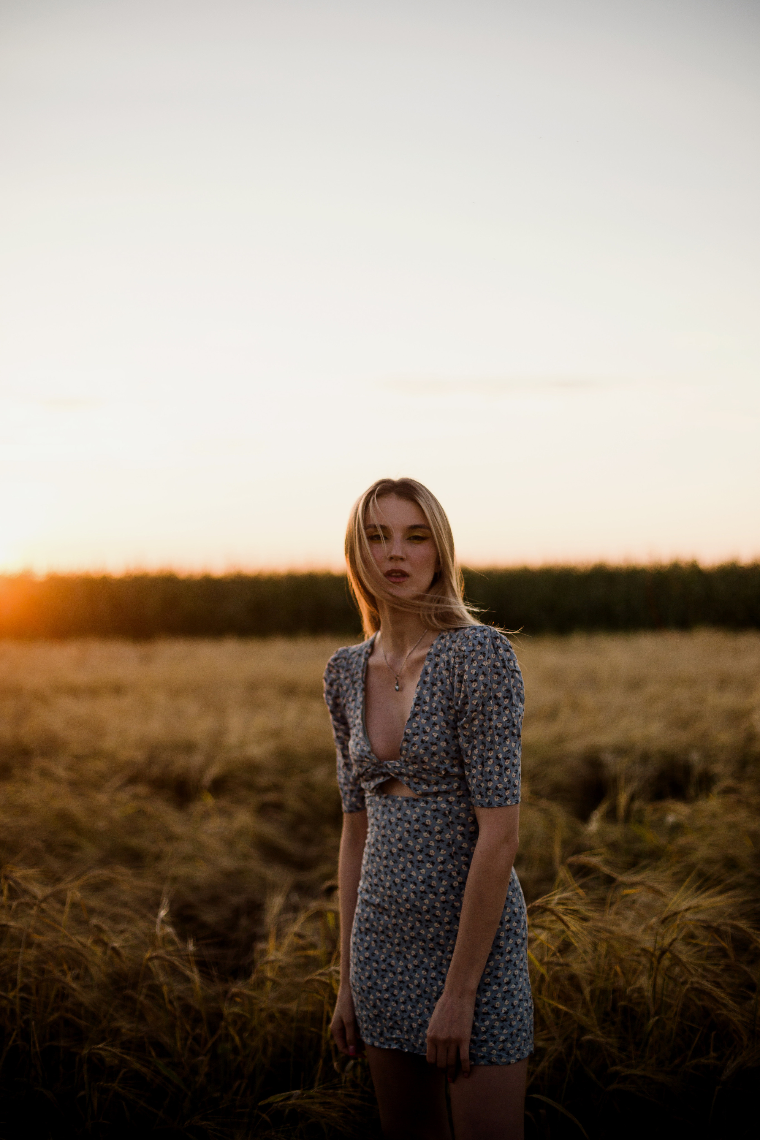 Inst: Md: @ellkomakup_ Mua: @ellkomakup_  Org: @creative_photoday