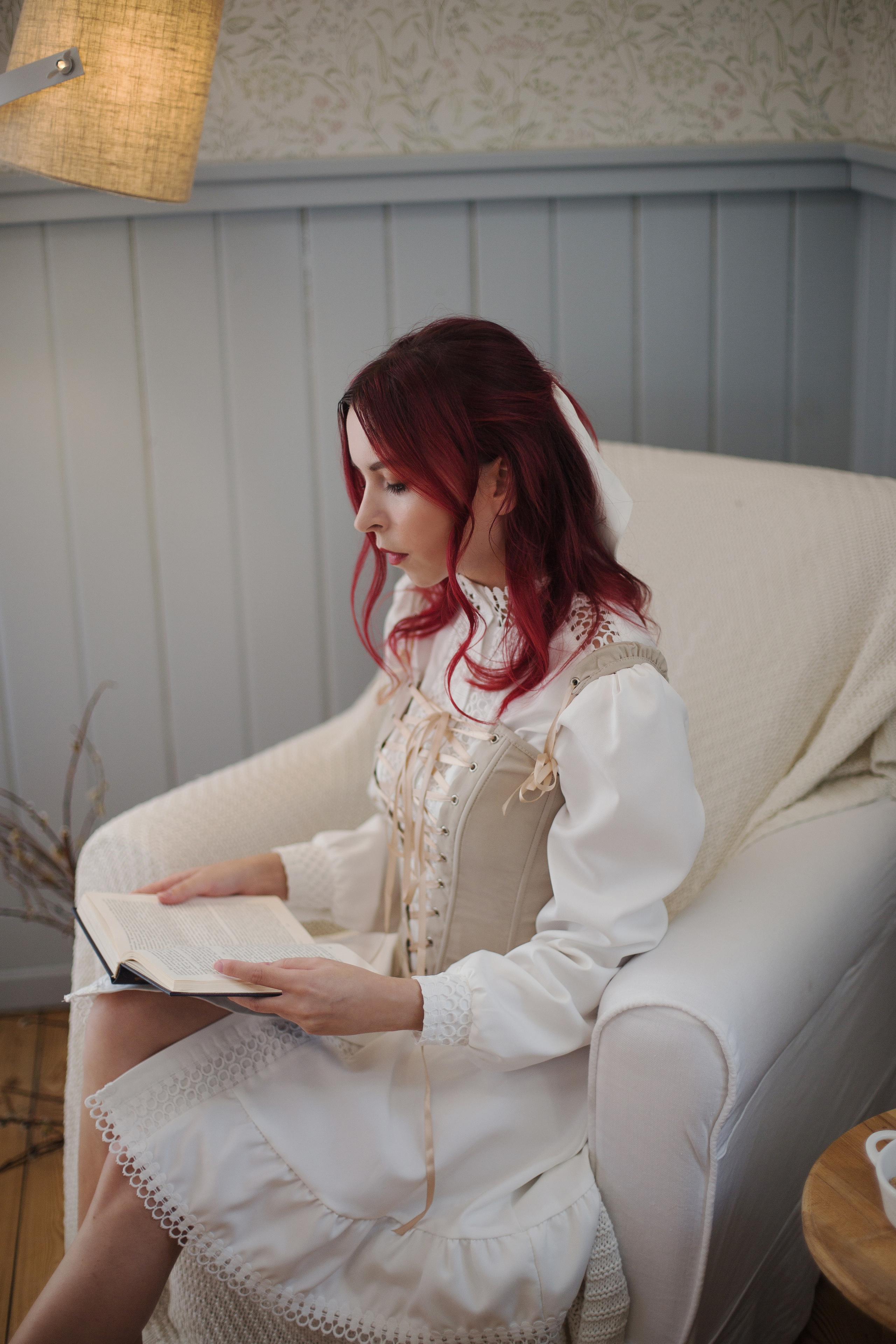 Inst: Md: @rom.viki Mua: @evgenia_makeuphair Org: @creative_photoday Loc: @leonadacha