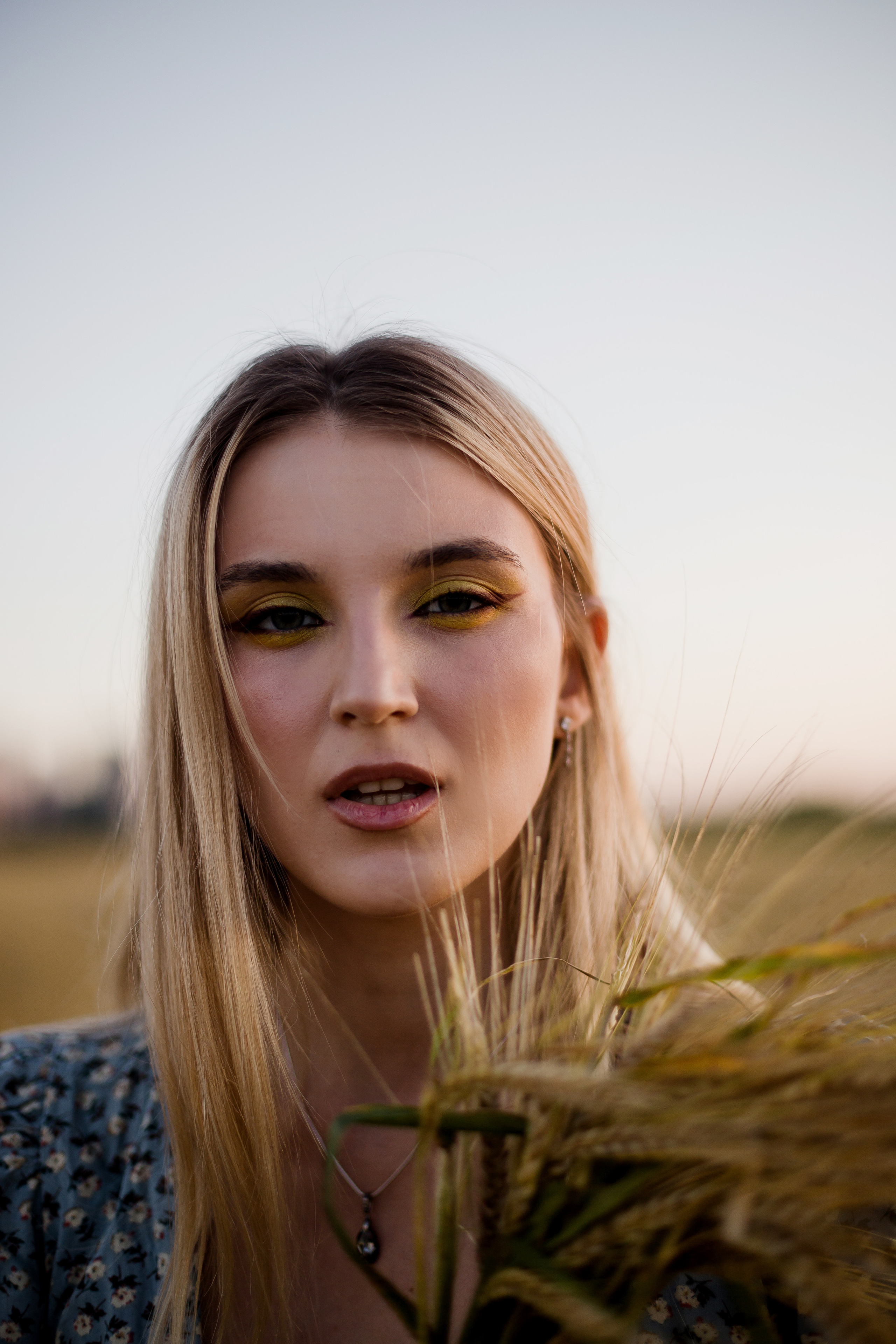 Inst: Md: @ellkomakup_ Mua: @ellkomakup_  Org: @creative_photoday