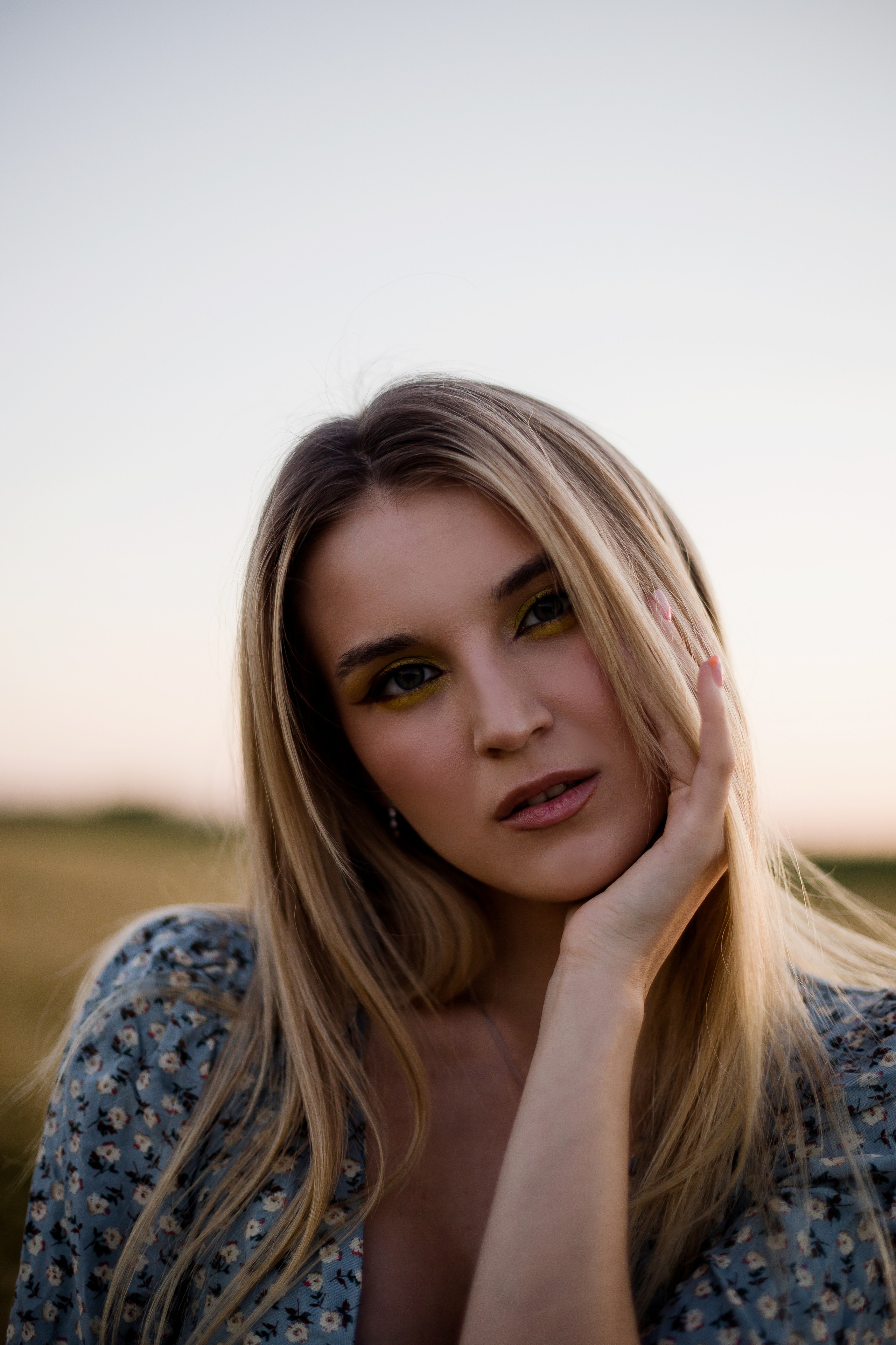 Inst: Md: @ellkomakup_ Mua: @ellkomakup_  Org: @creative_photoday