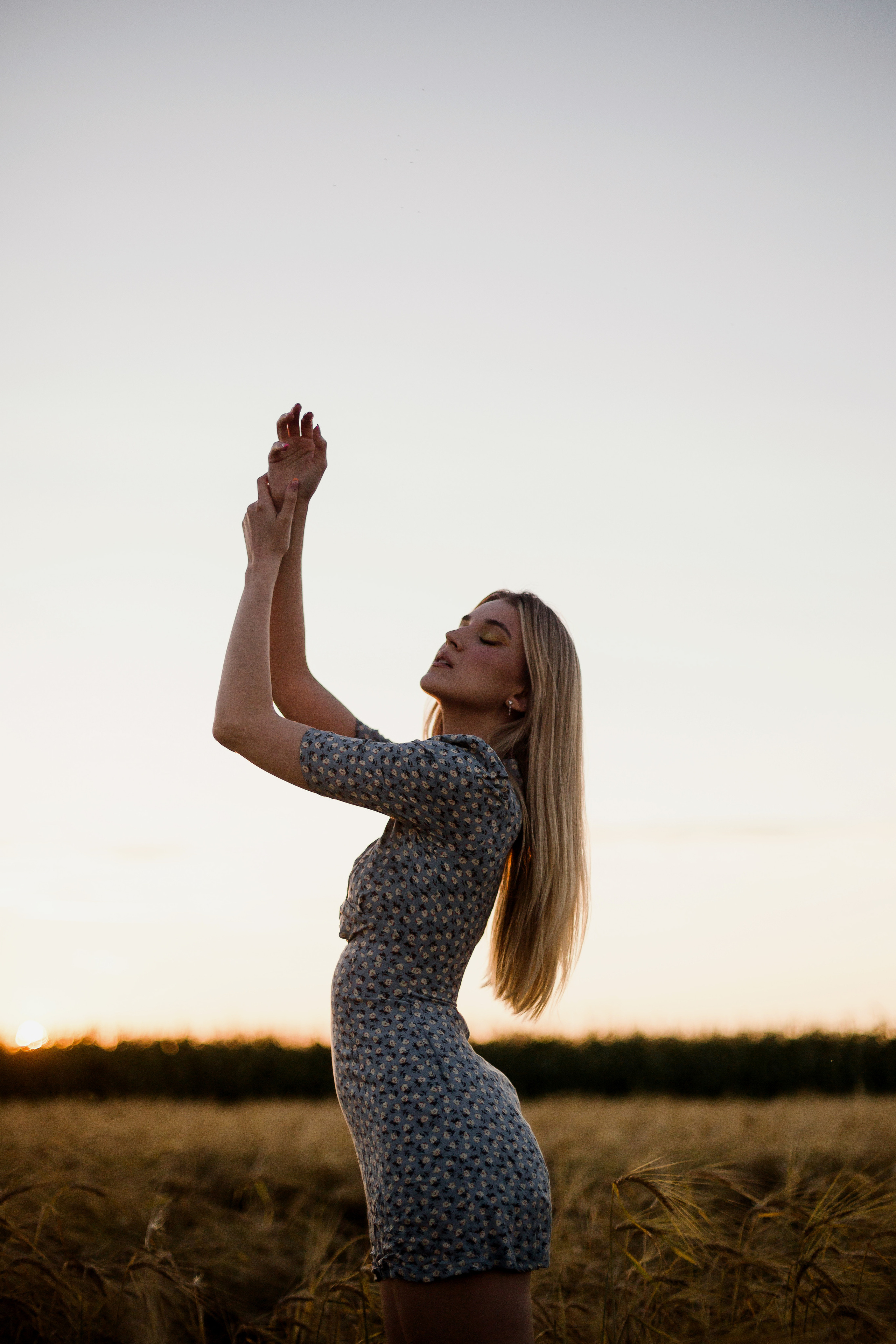 Inst: Md: @ellkomakup_ Mua: @ellkomakup_  Org: @creative_photoday