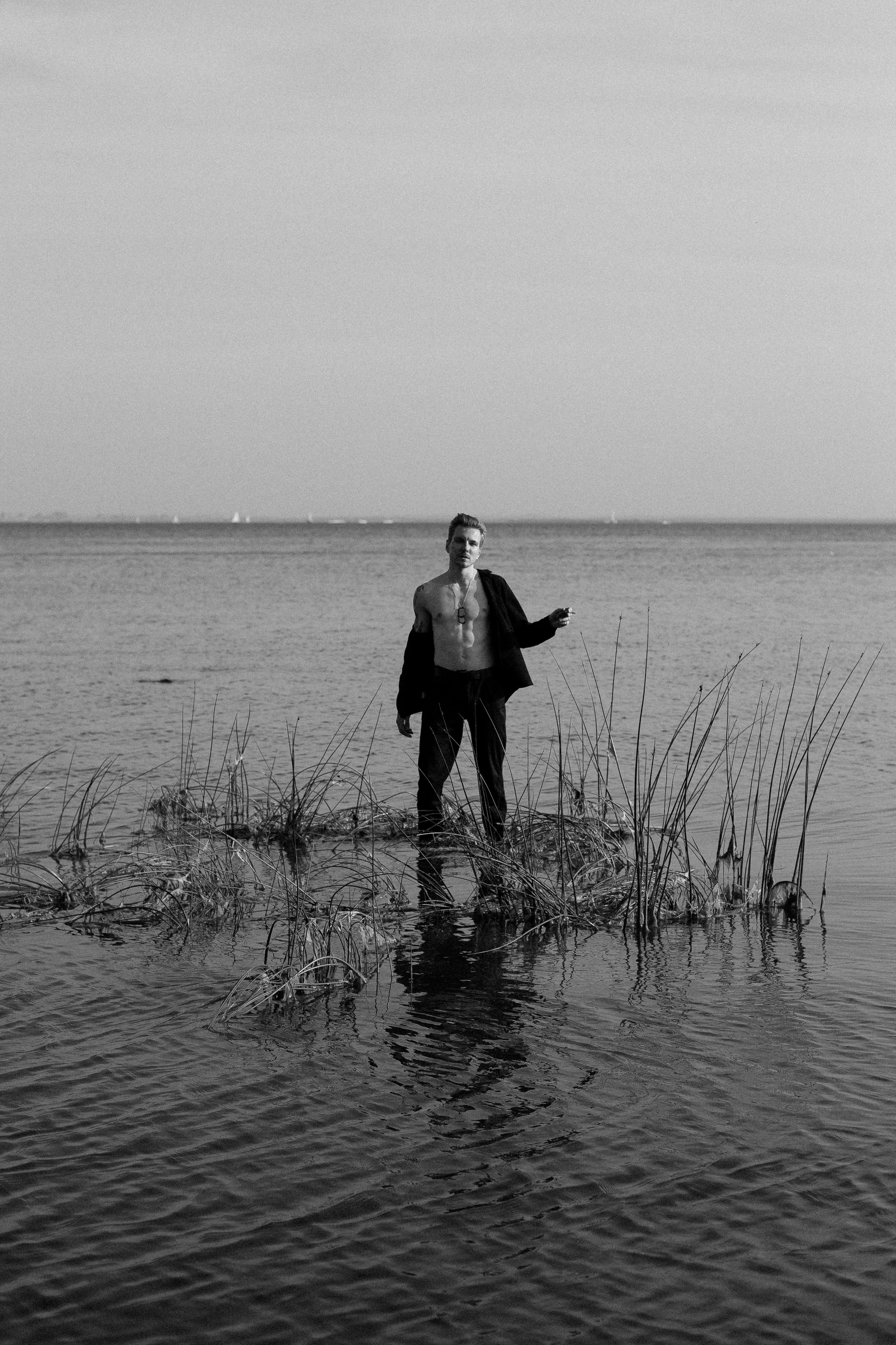 Inst: Md: @cptmarkizi Org: @divine_photoproject