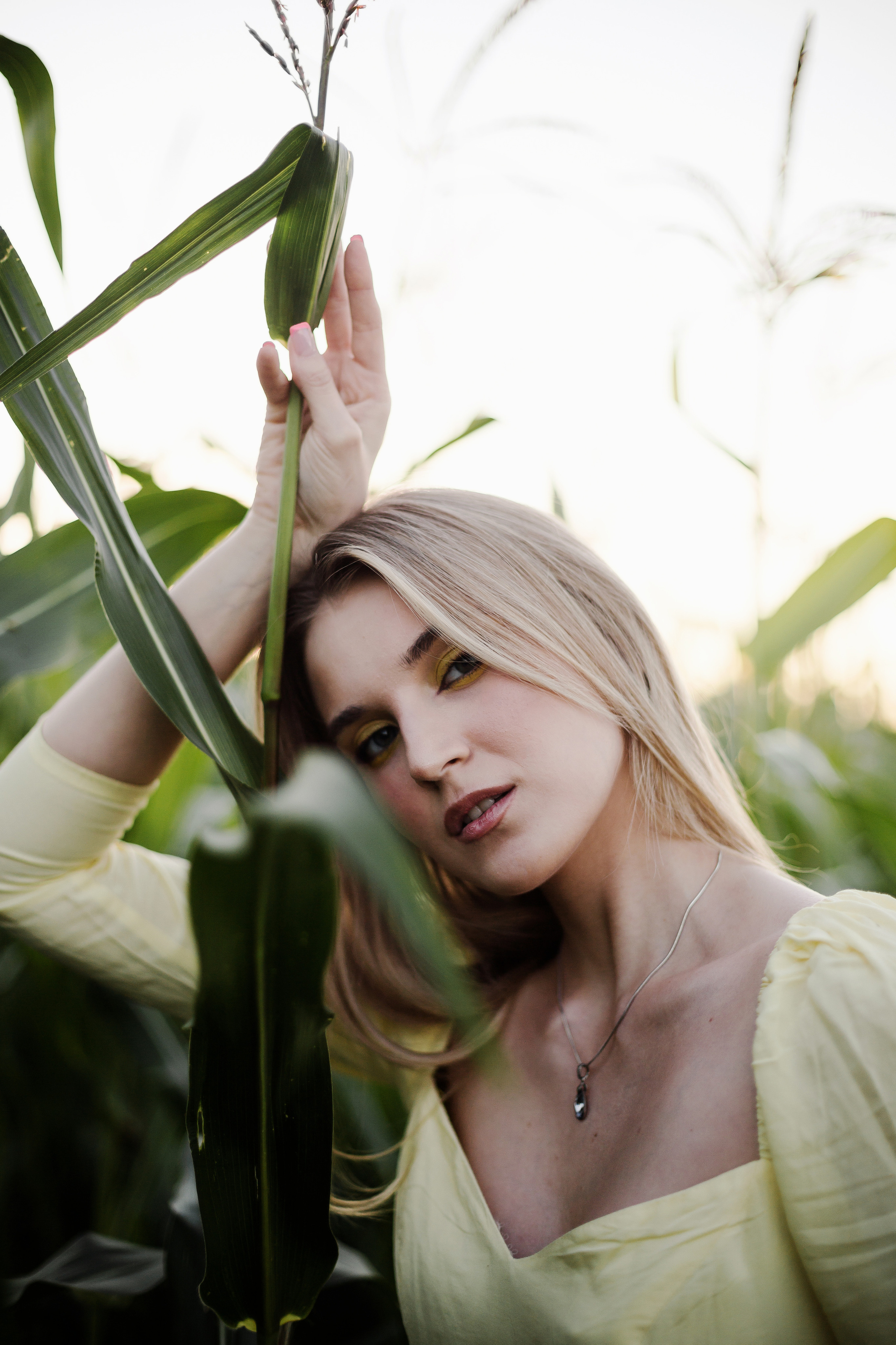 Inst: Md: @ellkomakup_ Mua: @ellkomakup_  Org: @creative_photoday