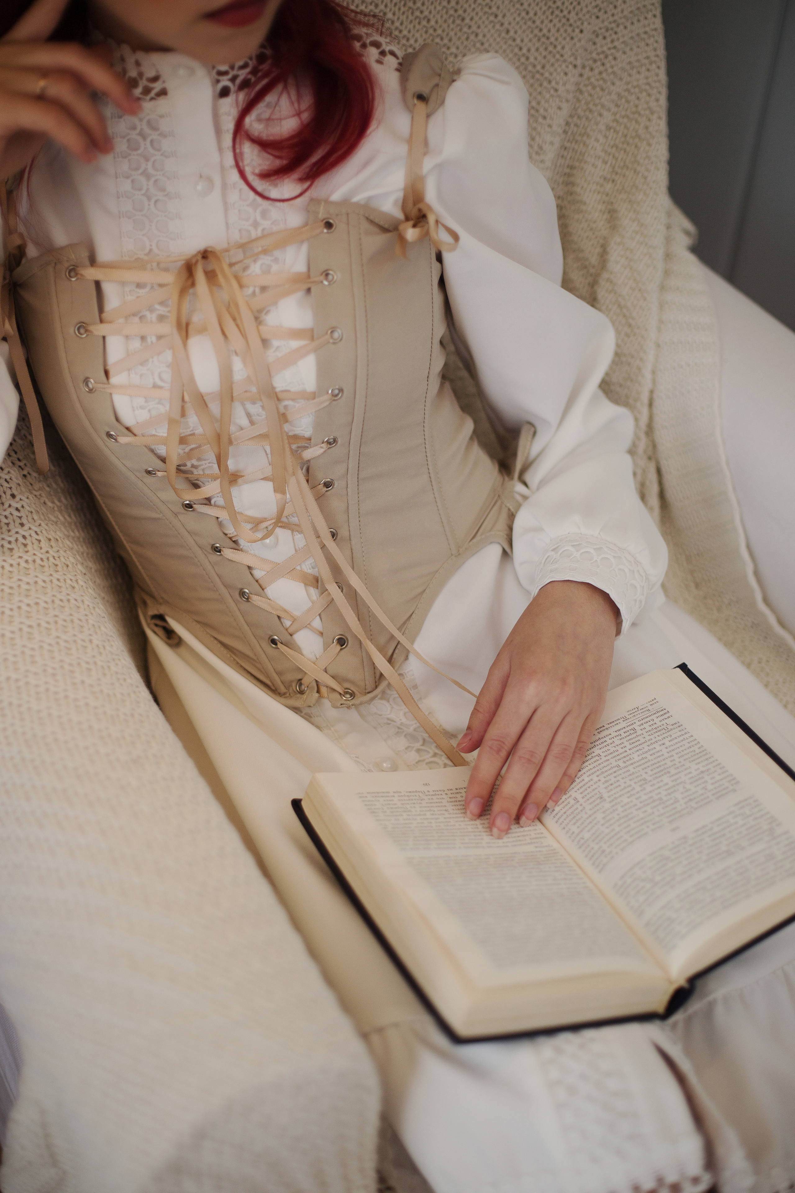 Inst: Md: @rom.viki Mua: @evgenia_makeuphair Org: @creative_photoday Loc: @leonadacha